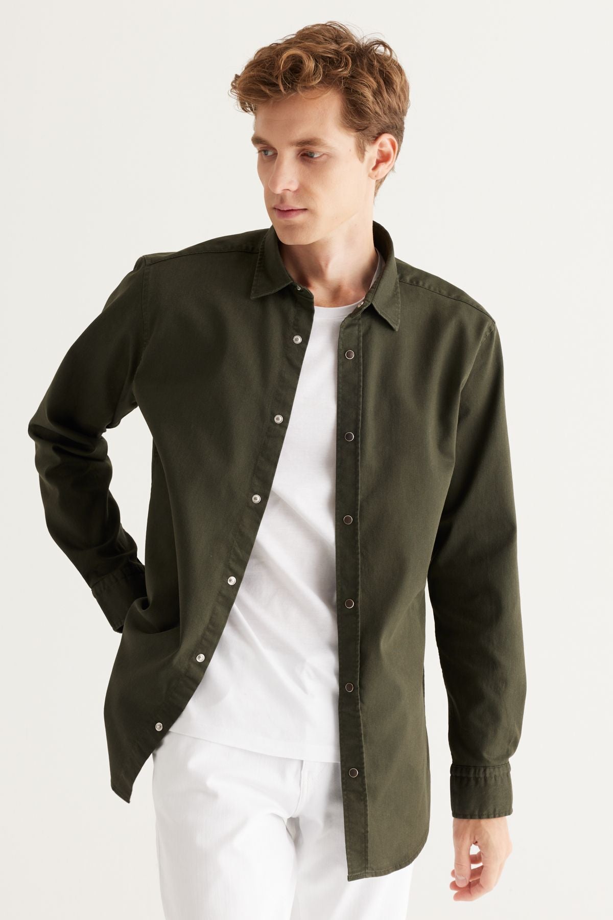 Men's Khaki Comfort Fit Casual Cut Cotton Diagonal Patterned Shirt