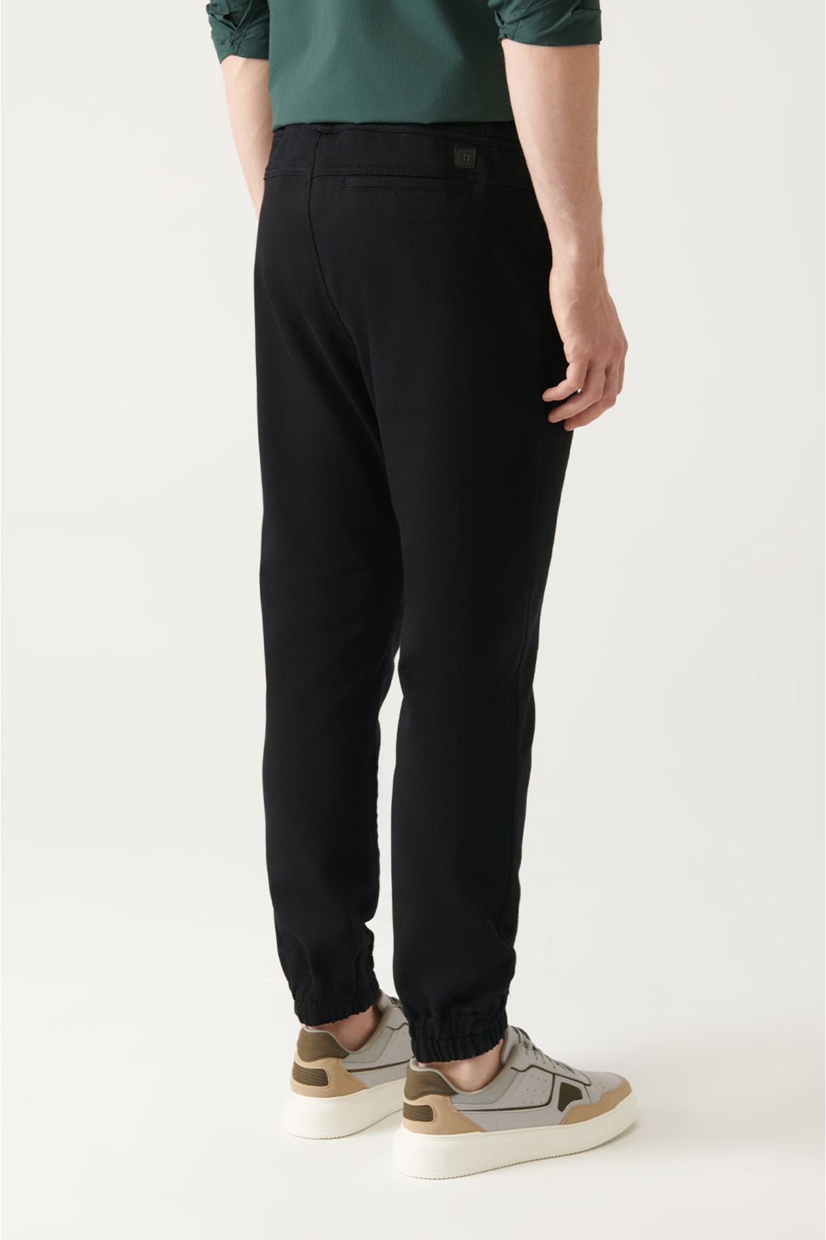 Men's Black Side Lacked Jogger Pants B003025