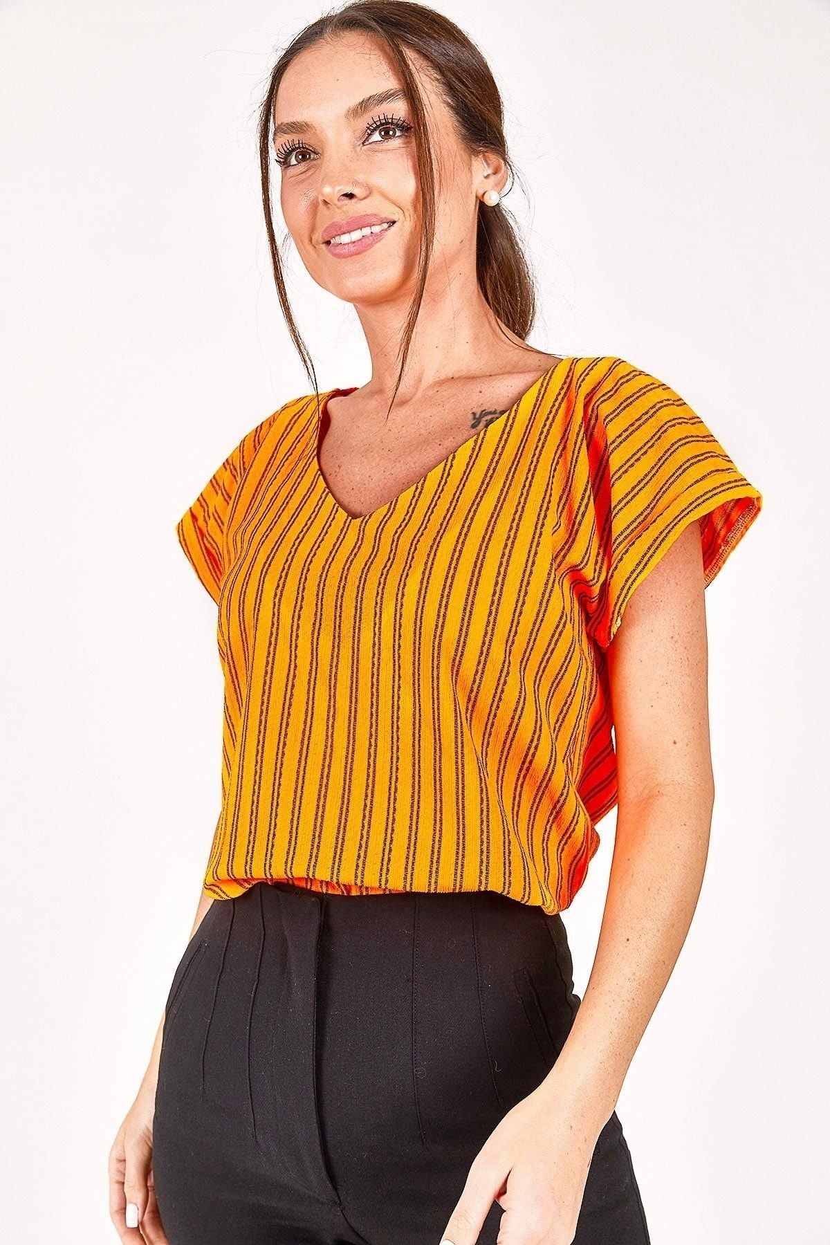Female neon orange V-neck short arm blouse ARM-221074