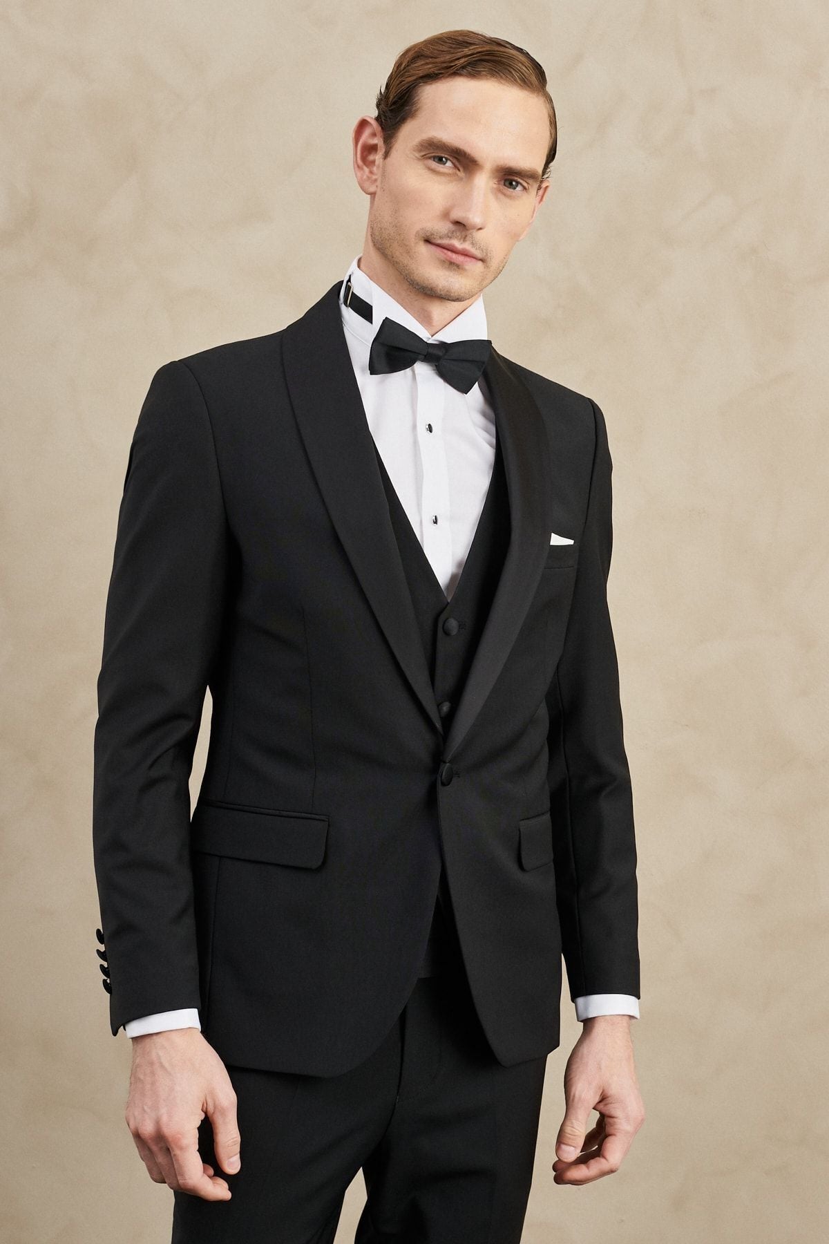 Men's Black Slim Fit Narrow Cut Mono Yaka Classic Tuxedo with Wool Vests