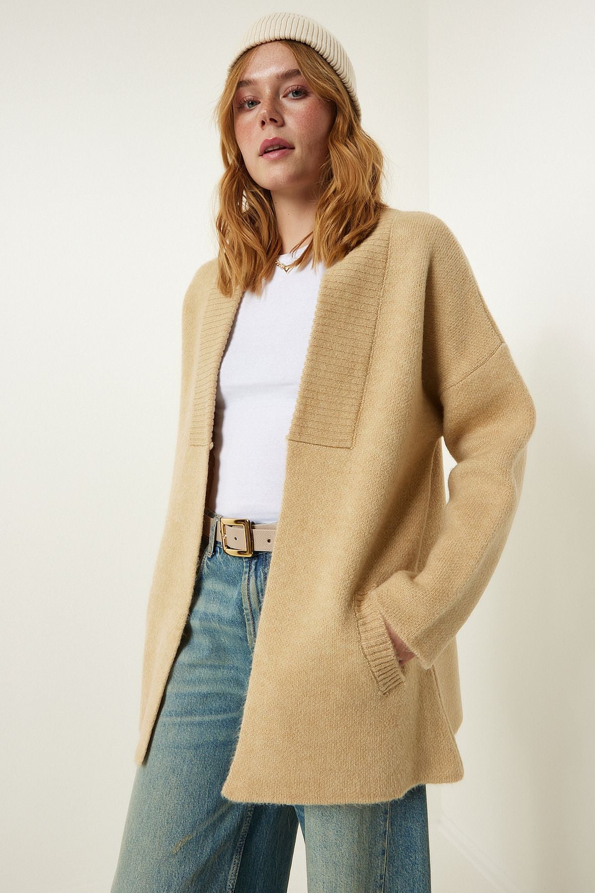 Female Biscuit Pocket Thick textured knitwear cardigan PF00063