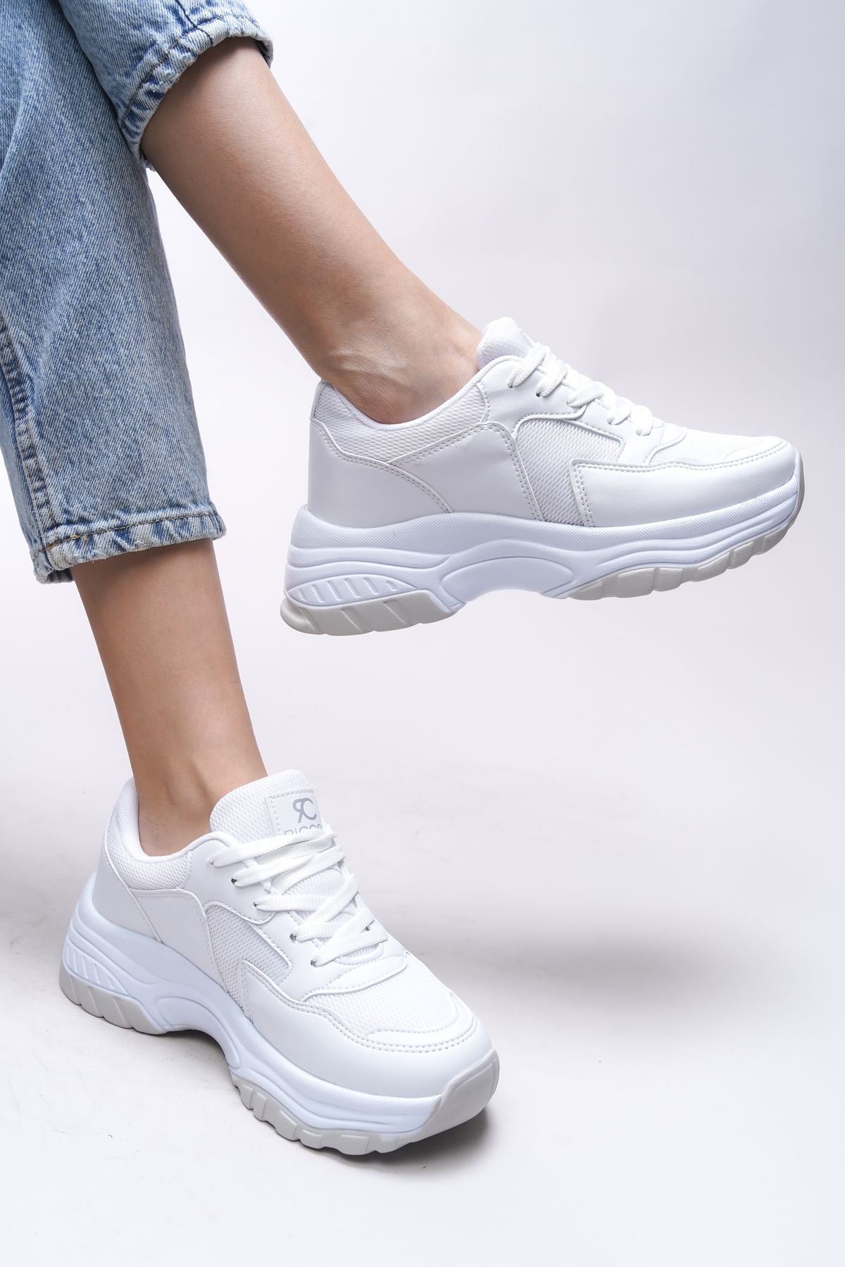 White Woman Sneaker 0012140