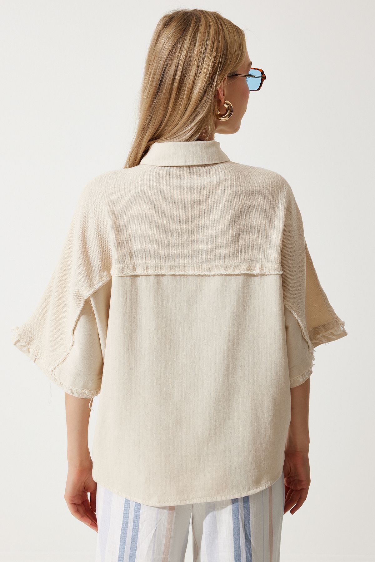 Women's Cream Tassel Detailed Linen Jacket GP00002