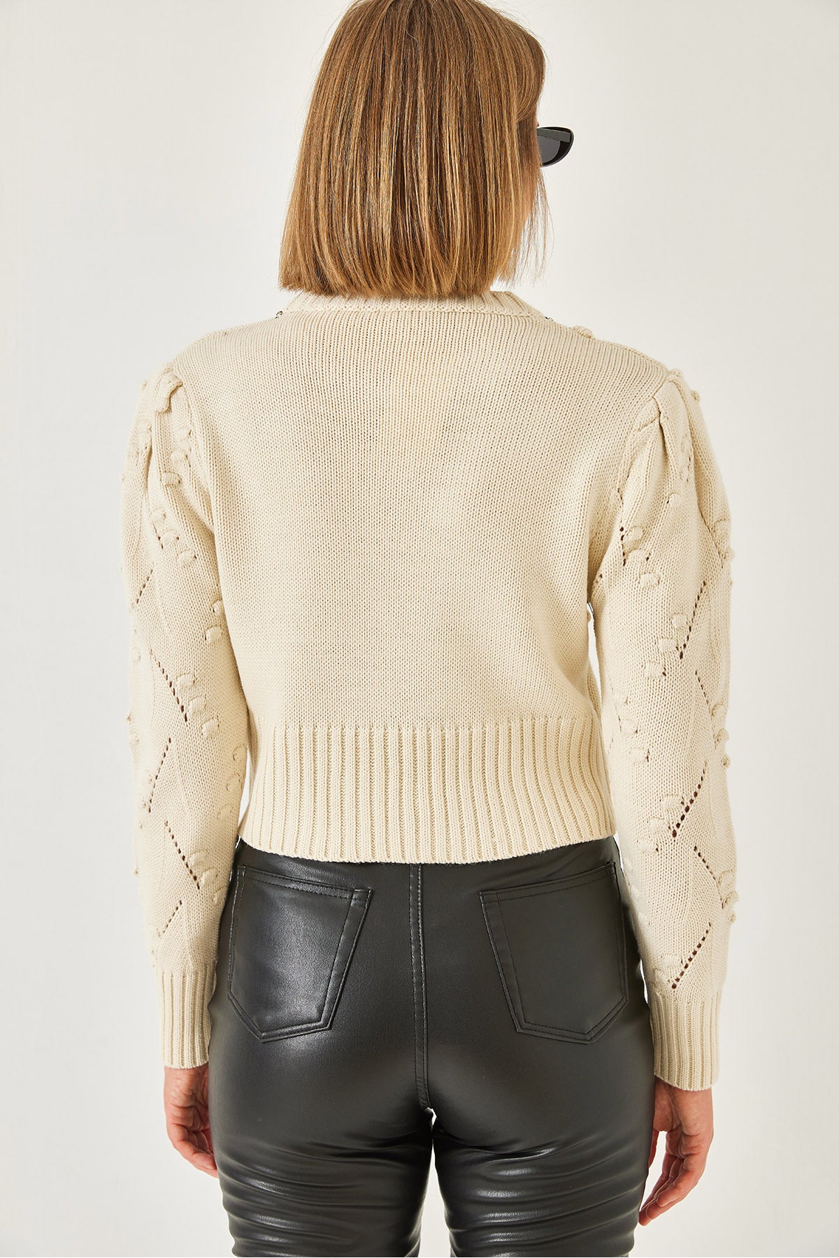 Women's Beaded Collar and Bow Knitwear Sweater 20246308