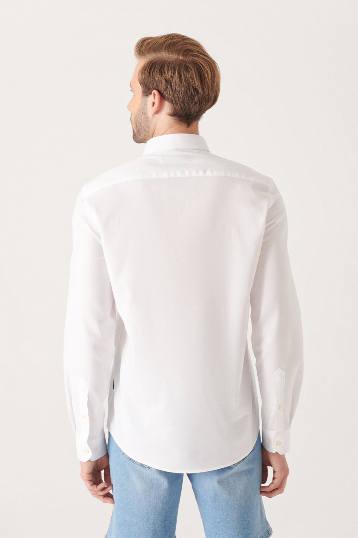 Men's White Oxford 100 %Cotton button collar shirt B002003