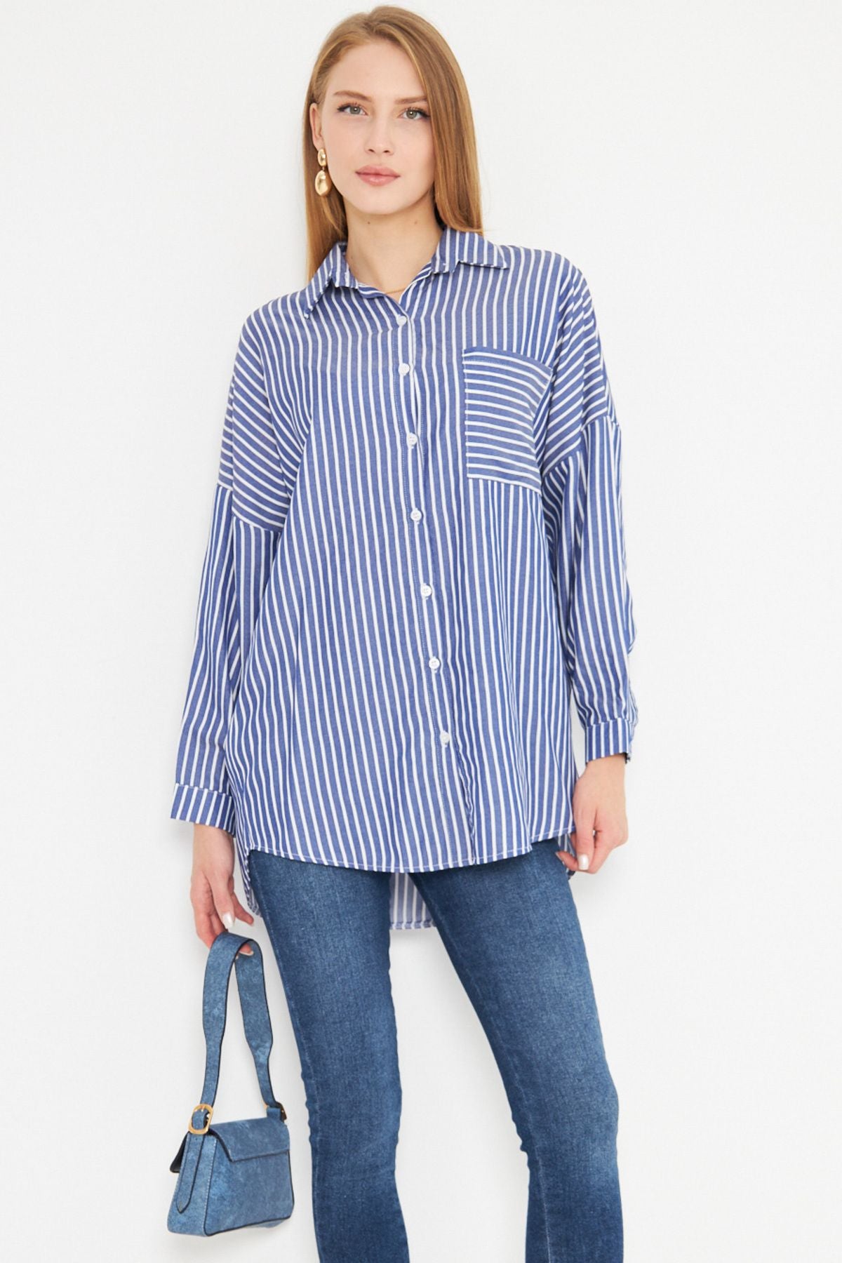 Women's Blue Striped Long Sleeve Pocket Detailed Ristle Pleeled Oversize Shirt ARM-25K001069