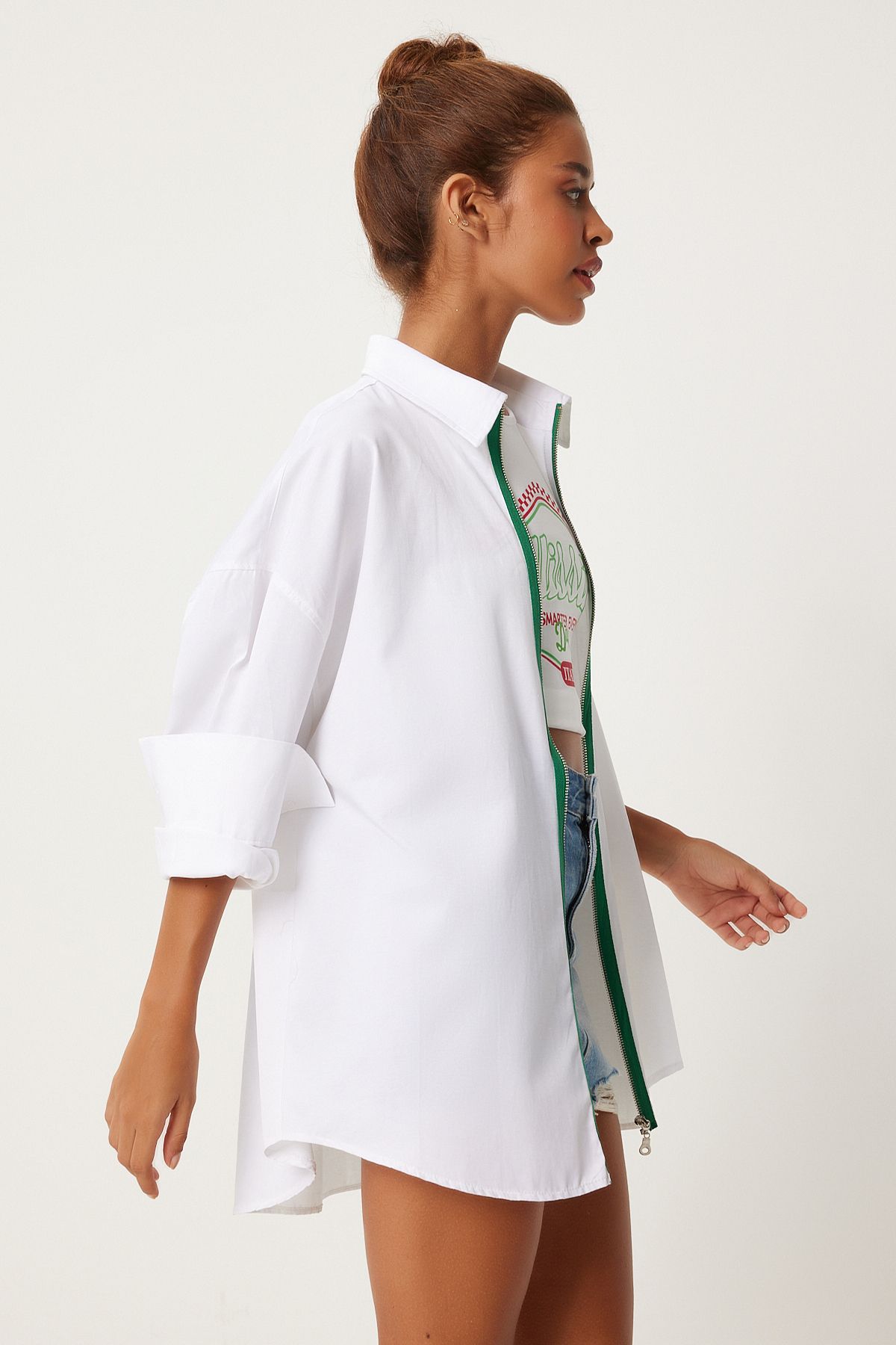 Woman White Green Contrast Ribbon Zippered Oversize Shirt FN03263