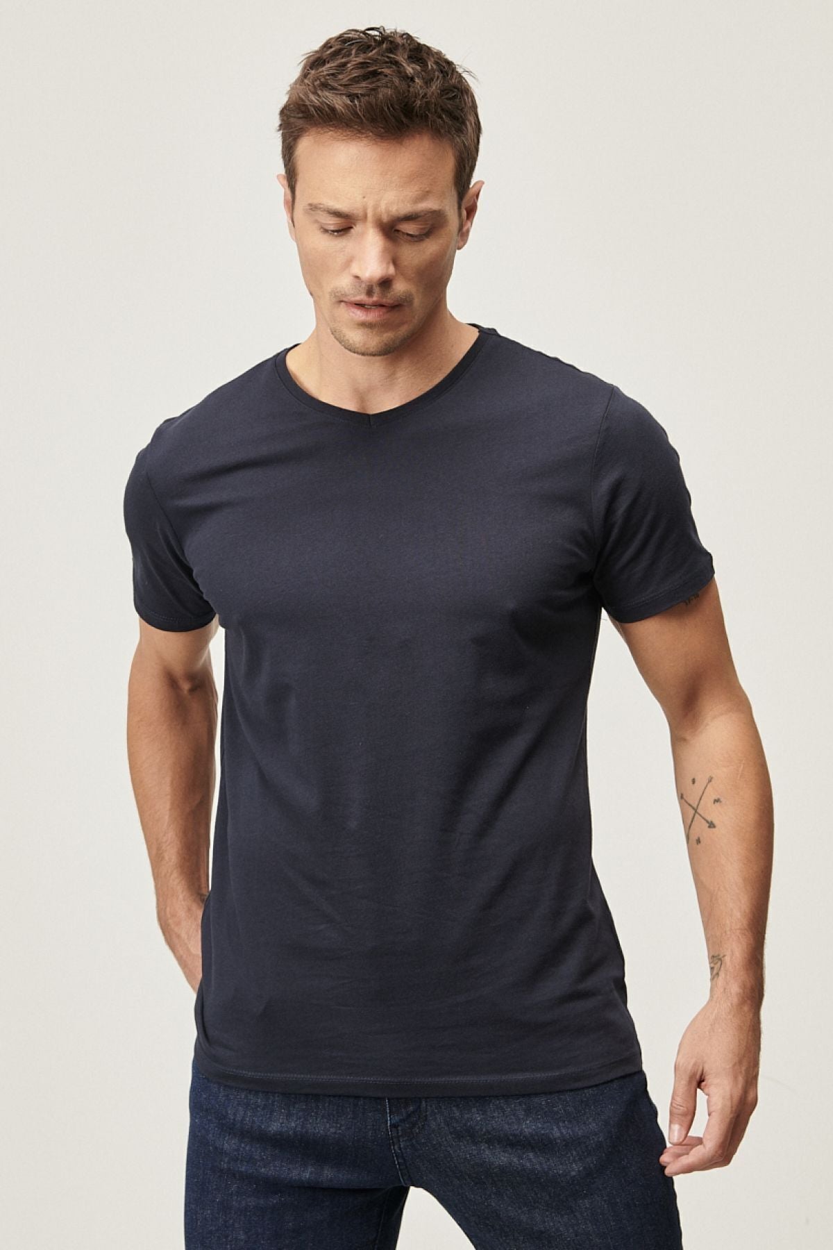 Men's Navy Blue Slim Fit Narrow Cut V -Neck 100 %Cotton 2 T -shirt package