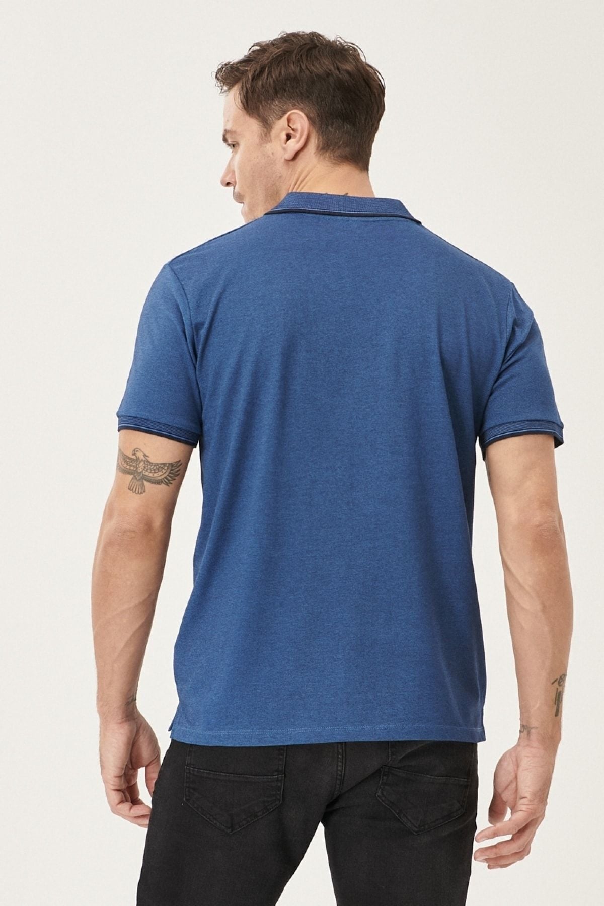 Men-Plugging Cotton Fabric Comfort Fit Casual Cutting Laci-Indigo Curled Polo Yaka Pocket T-shirt