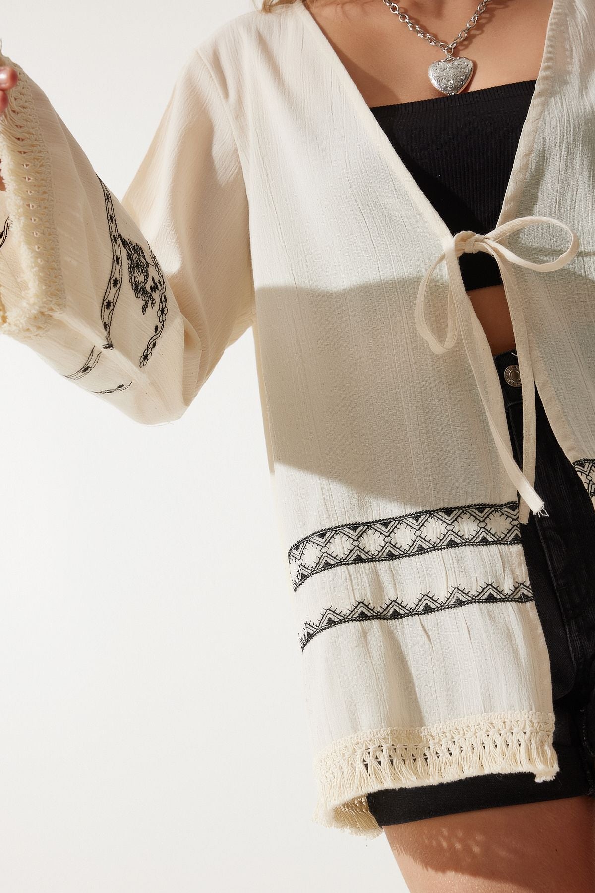 Women's Cream Embroidery Raw Linen Kimono RG00035