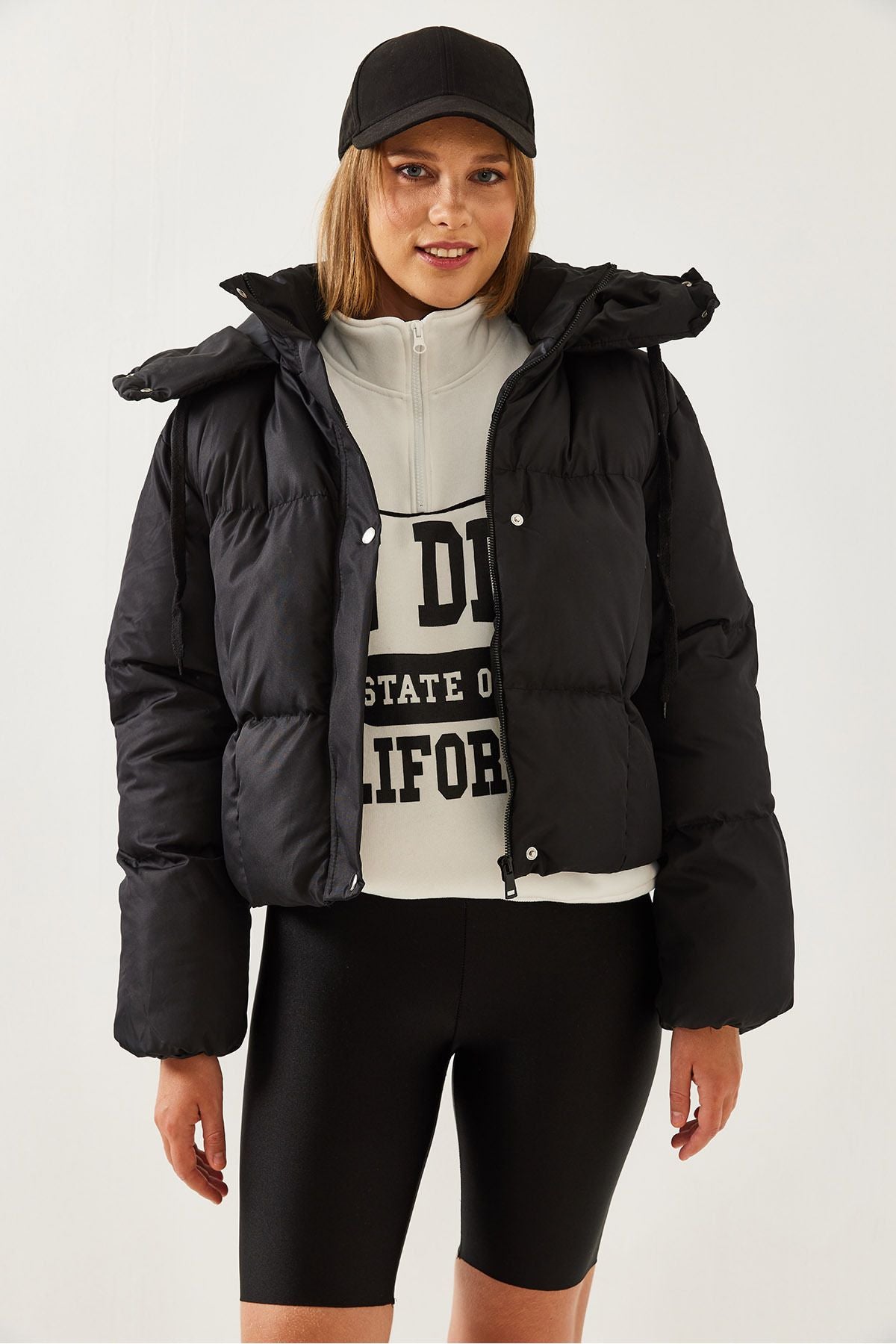 WOMEN HAPPENED SHORT SWEAR COLLAR 2418 60451013