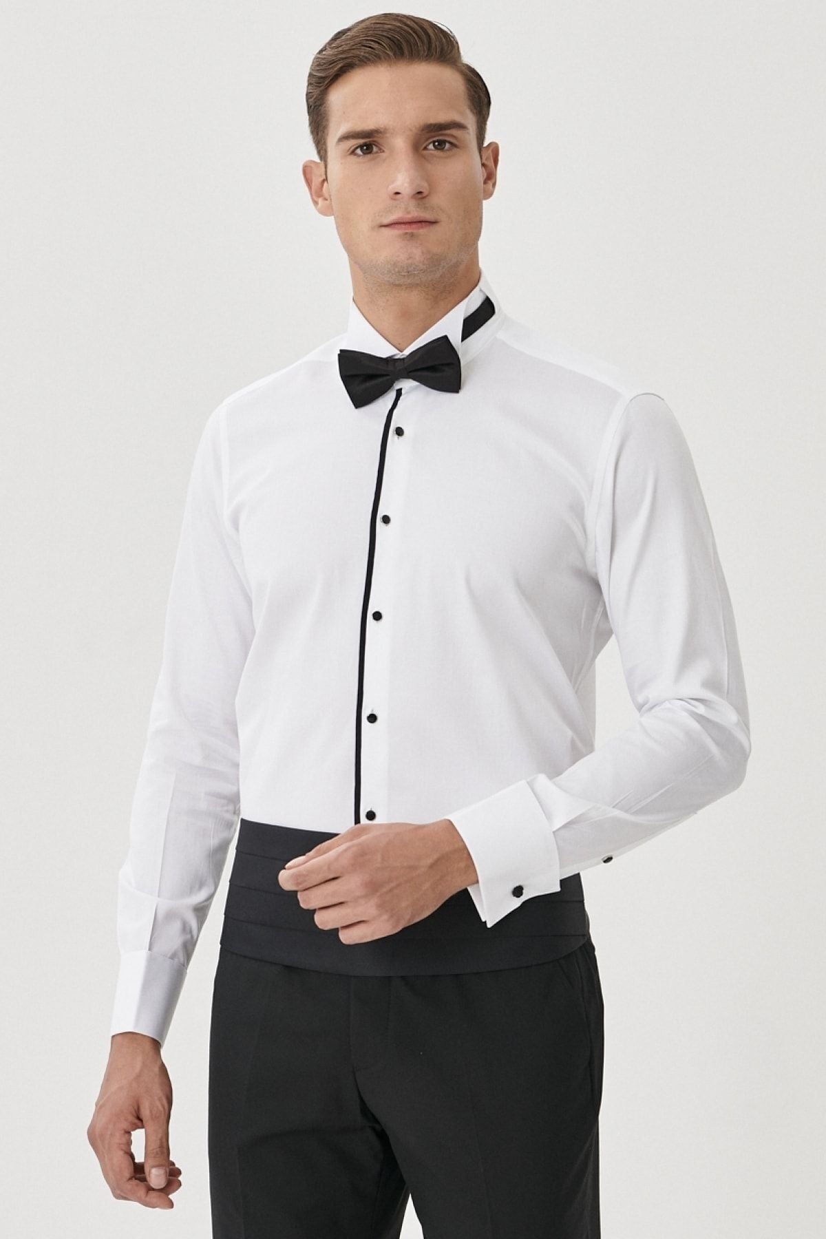 Men's White-Black Groom Horse Yaka Tailorered Slim fit narrow cut shirt