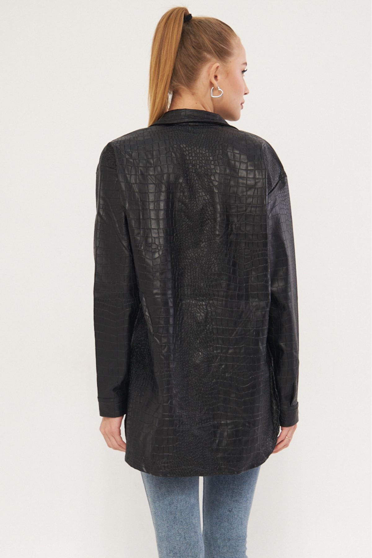 Female Black Pocket Croose Patterned Shirt ARM-25K106002