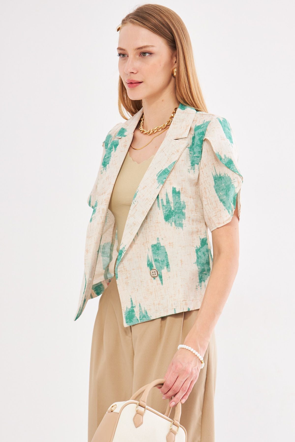 Female green linen-looking patterned handle slit Crop Short Sleeve Jacket ARM-24Y001095