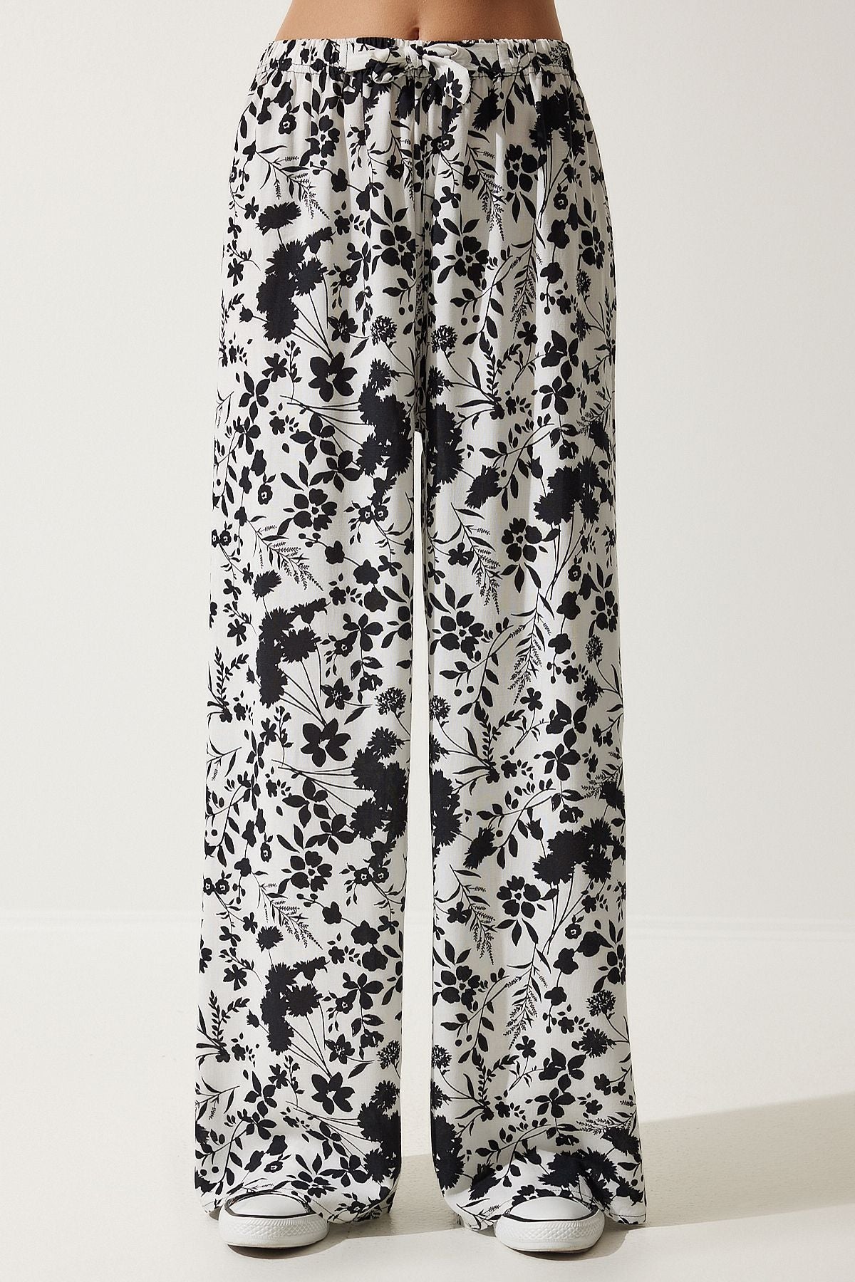 Woman White Patterned Viscose Palazzo Pants EN00606