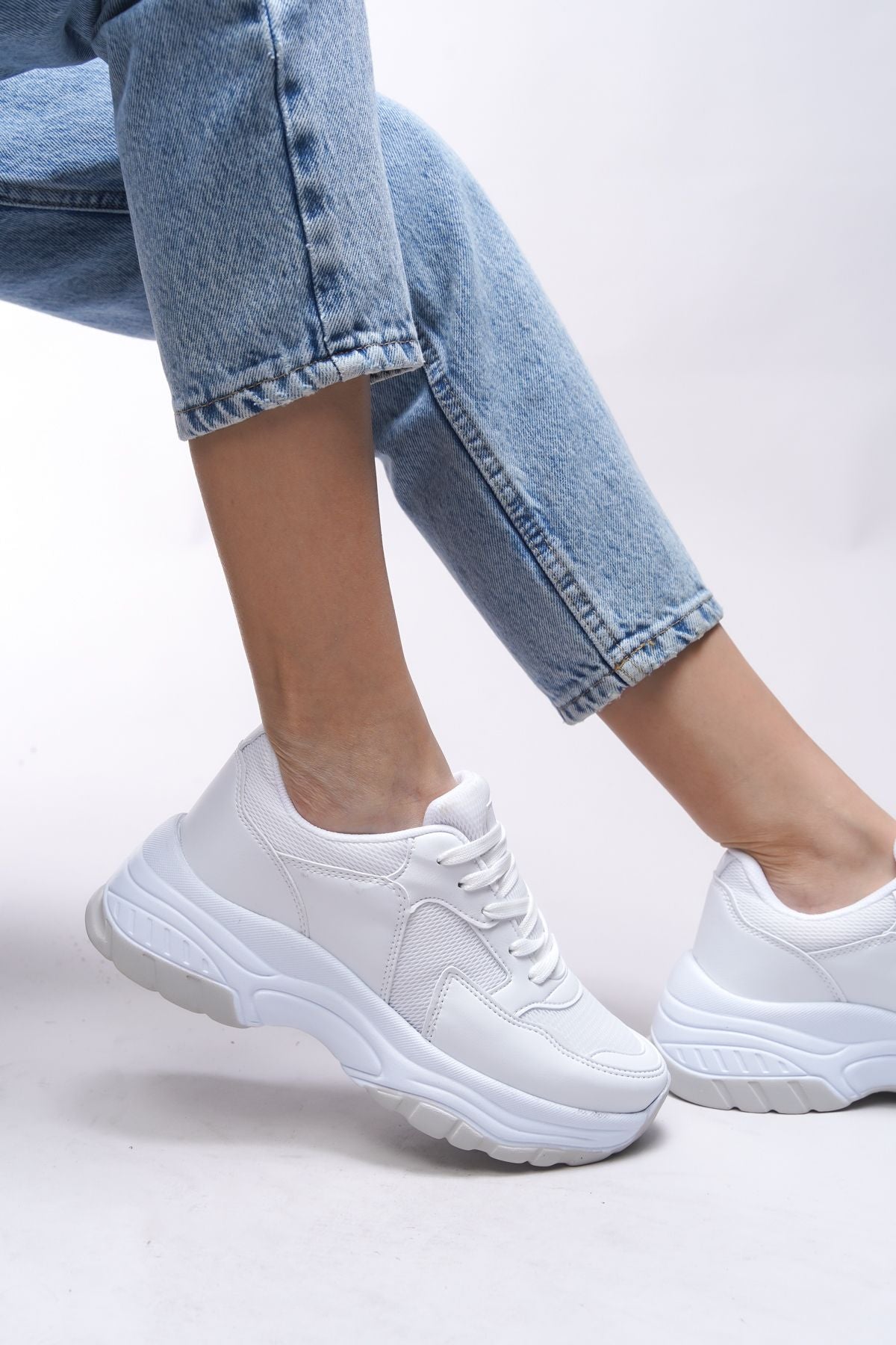 White Woman Sneaker 0012140