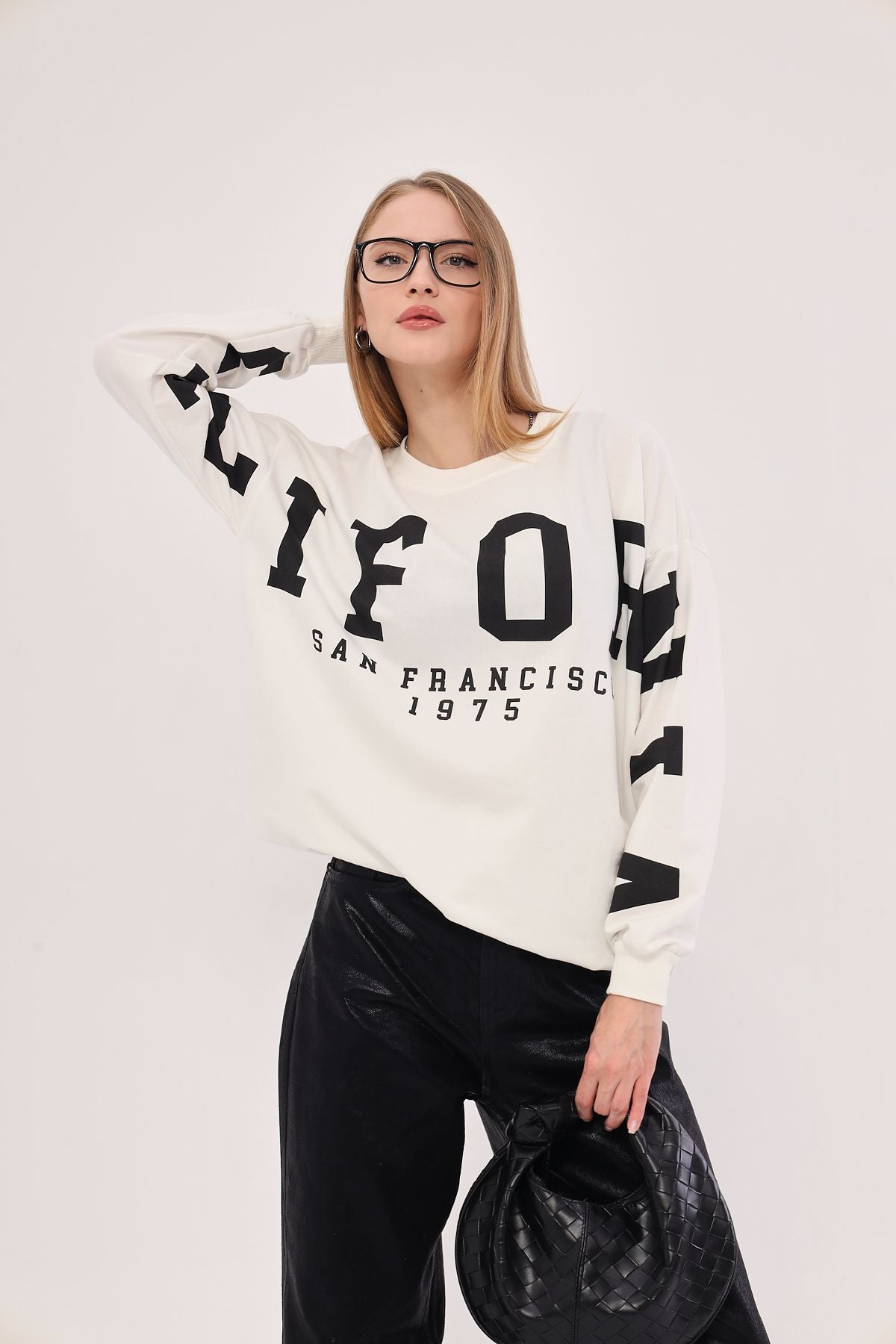 Woman White Bike Yaka Calıfornıa printed overwheel Sweatshirt ARM-25K001023