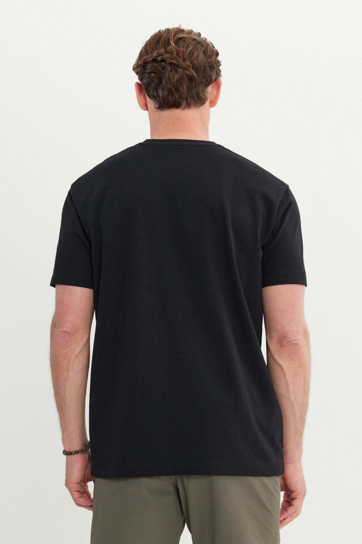Men's black cotton modern fit comfortable cut bicycle collar t -shirt