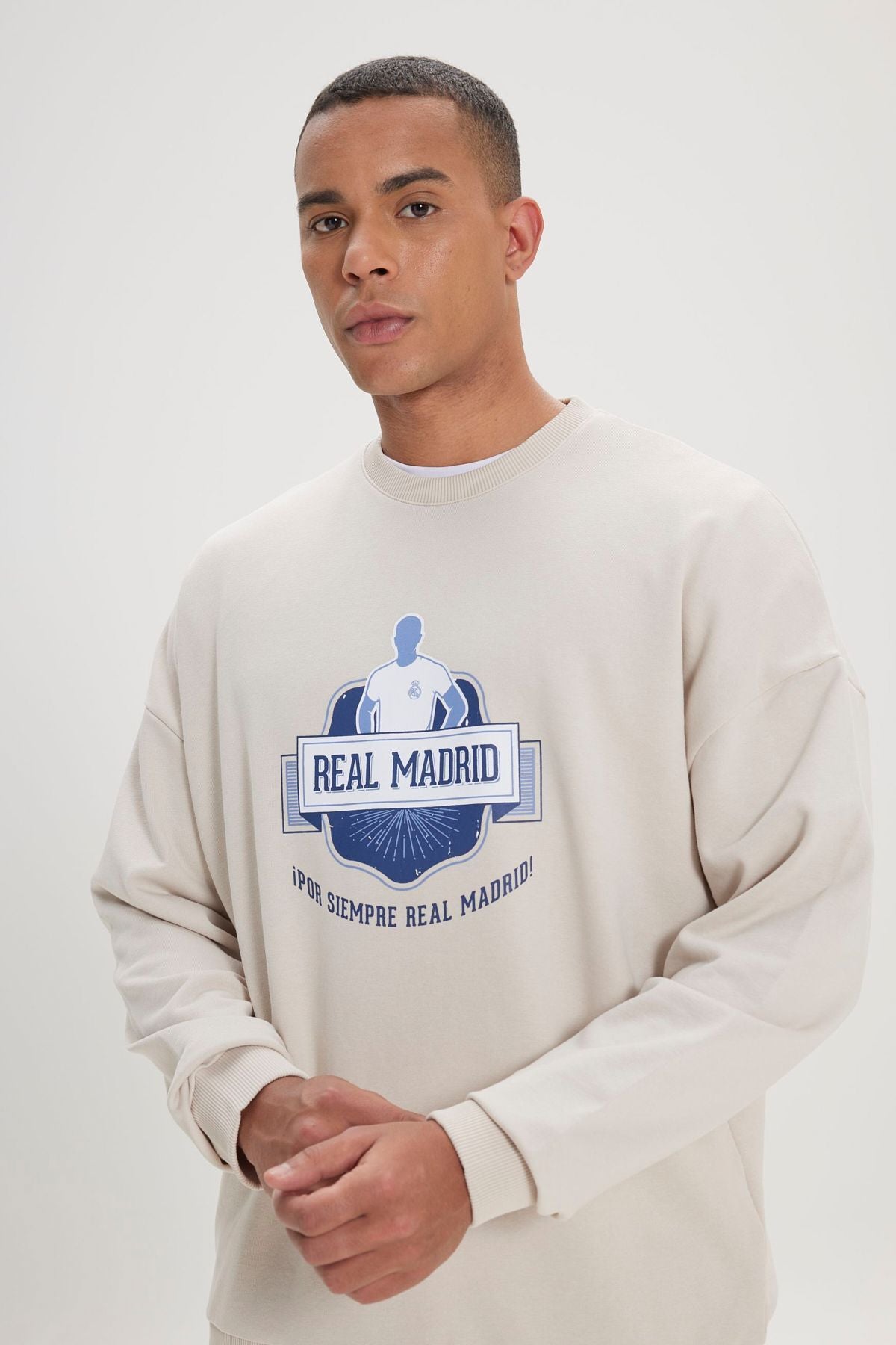 Real Madrid Licensed 3 Yarn Cotton Oversizle Fit Plenty Cut Men's Light Beige Bike Collar Sweatshirt