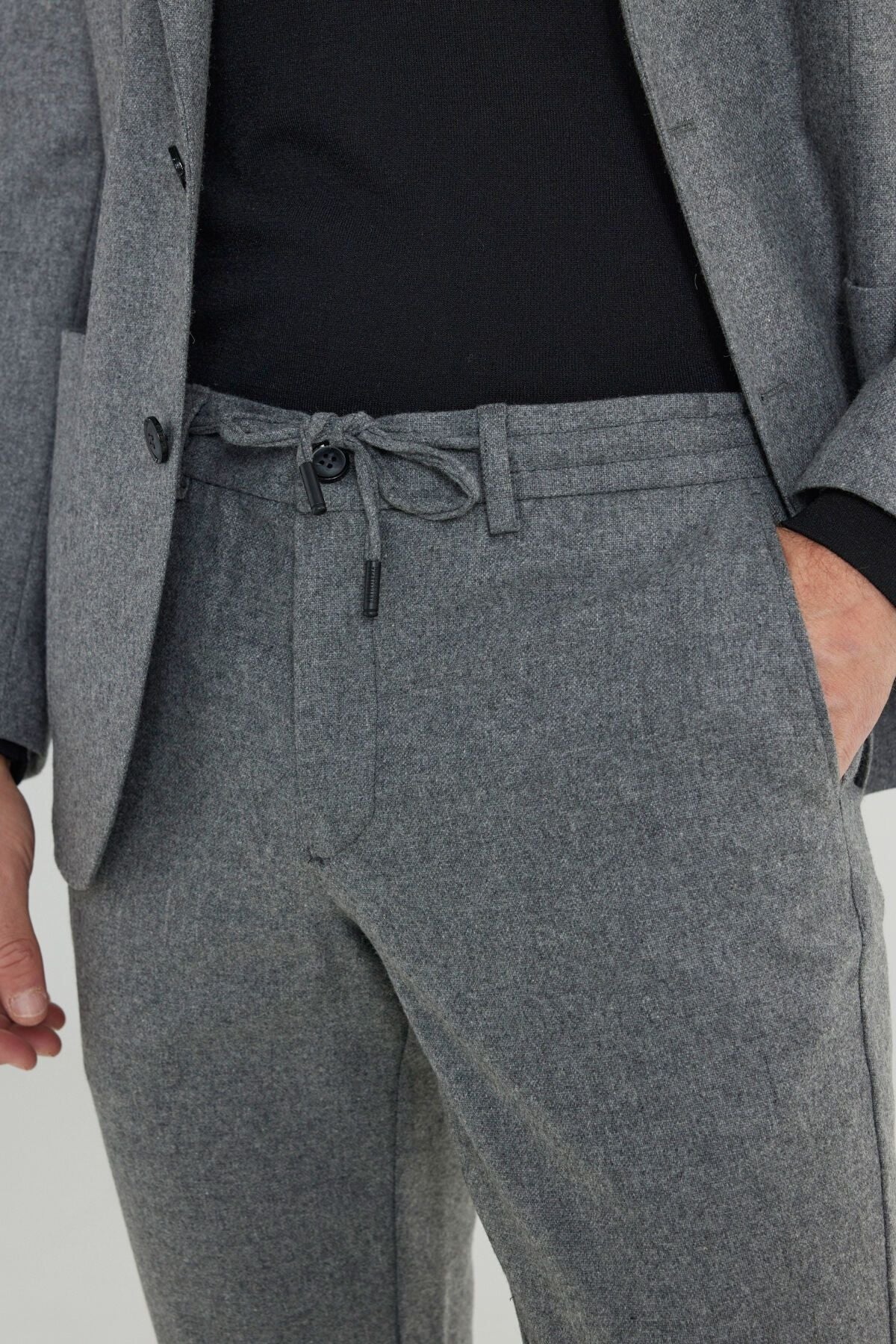 Men's gray woolen slim fit narrow -cut mono collar waist tied bag pocket suit suits