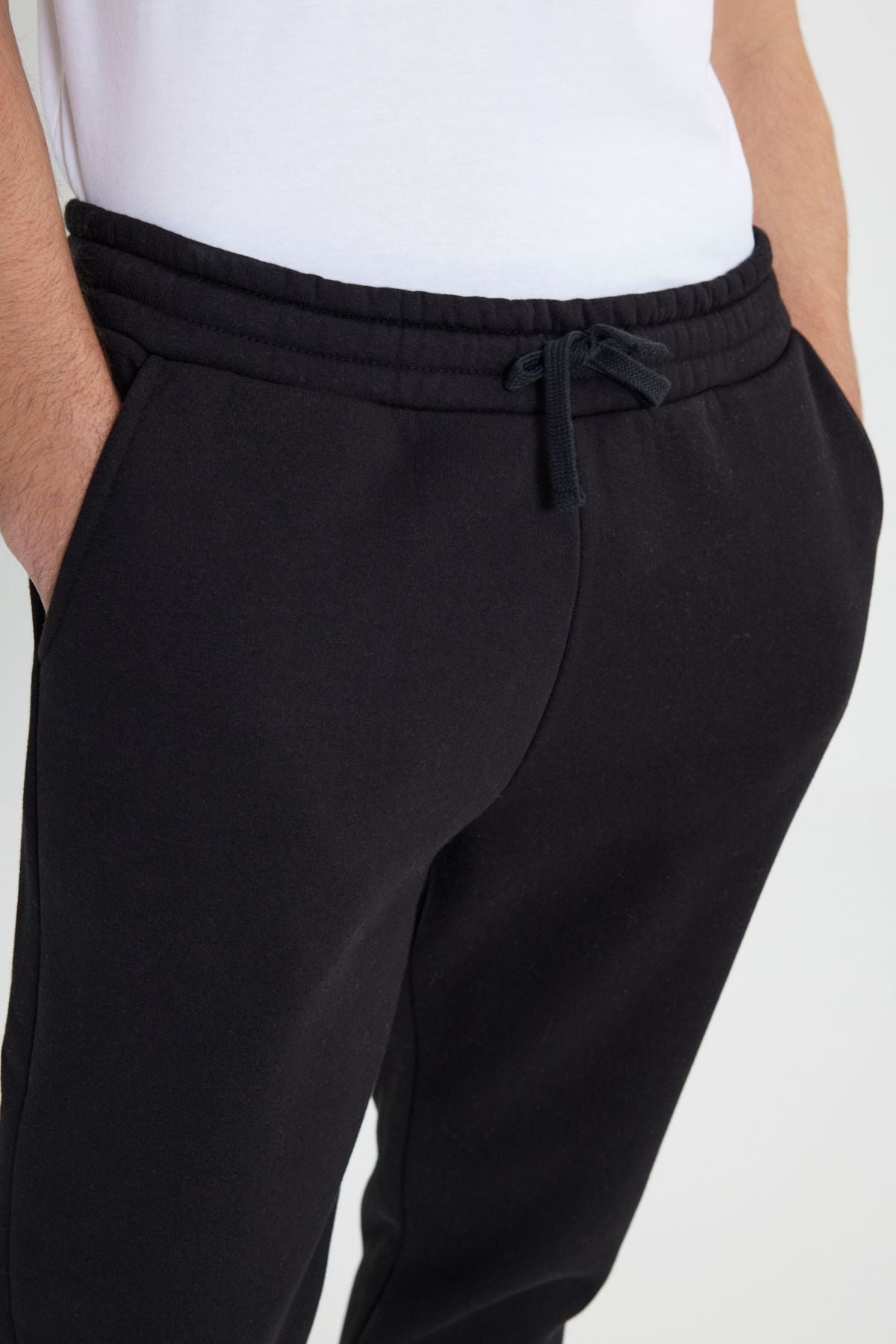 Men's black hot cotton 3 threaded tracksuit team with standard fit pocket with lower 2