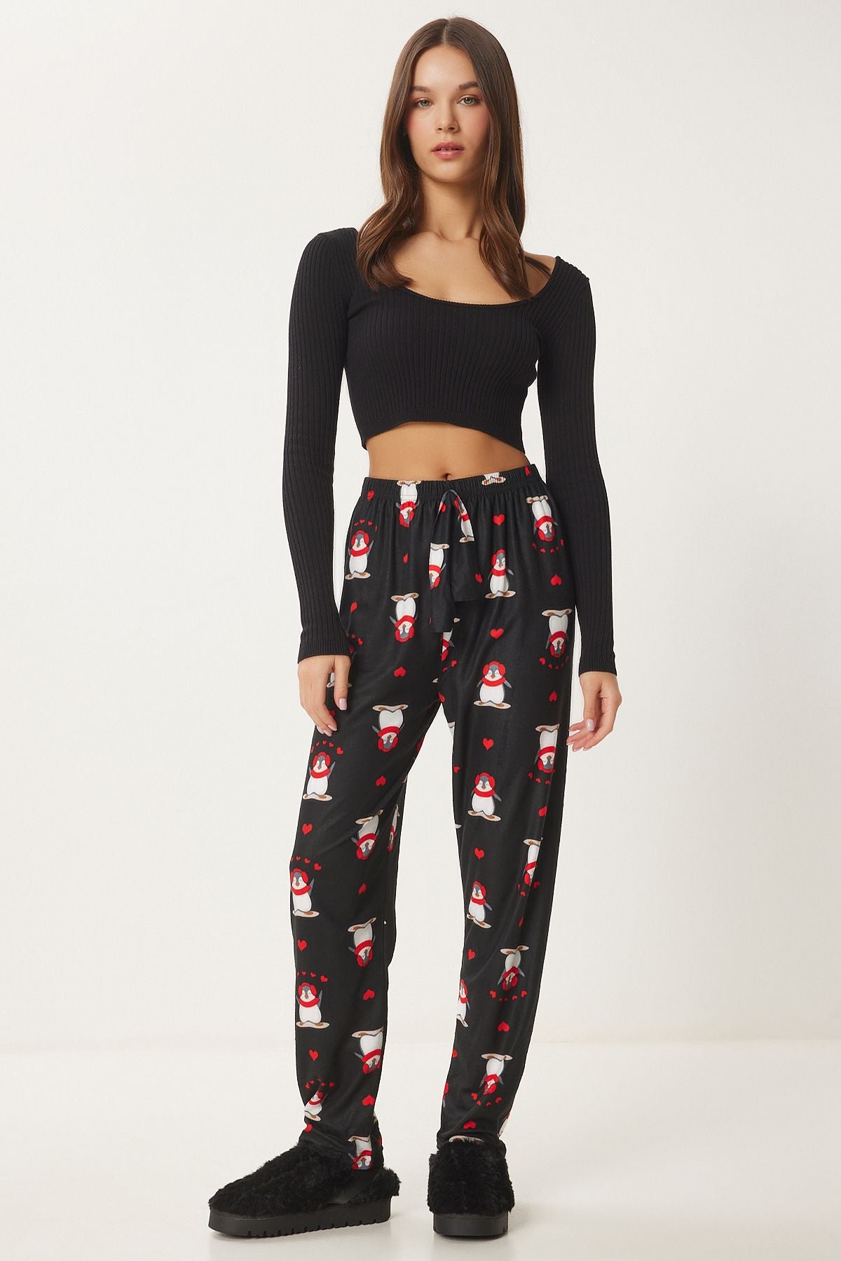 Women's black patterned soft textured knitting pajamas six Ce00089