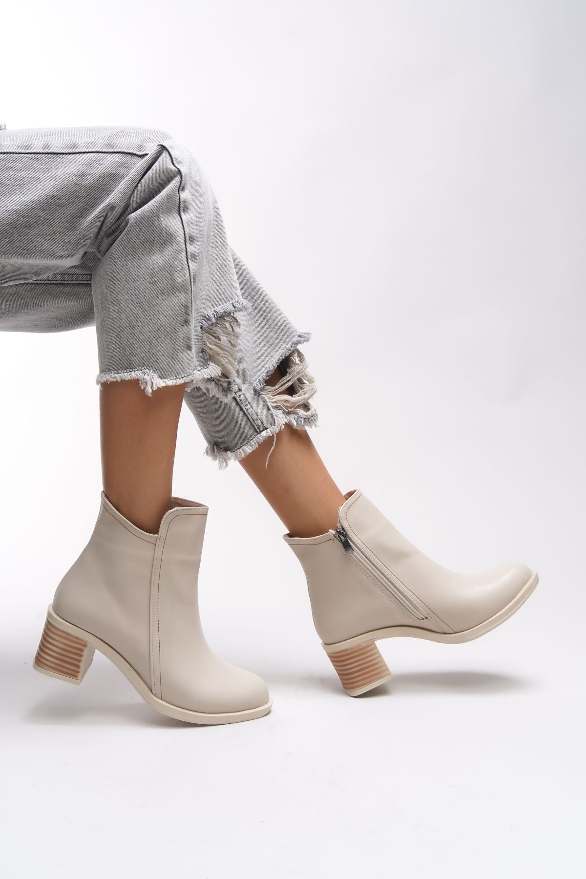 Zairlyrth women heeled boots 0012503 beige skin