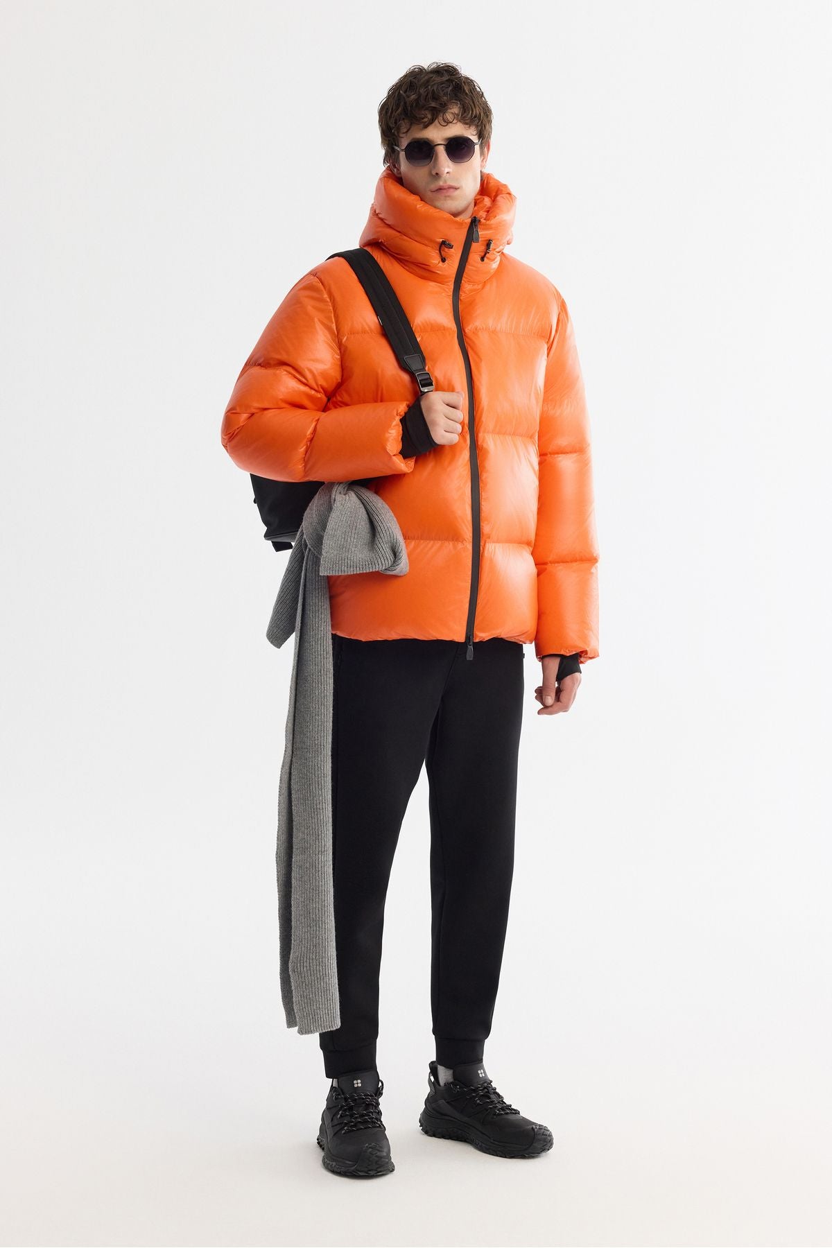 Men's orange hooded goose feather water repulsive windproof -20 degrees resistant swelling coat A42y6182
