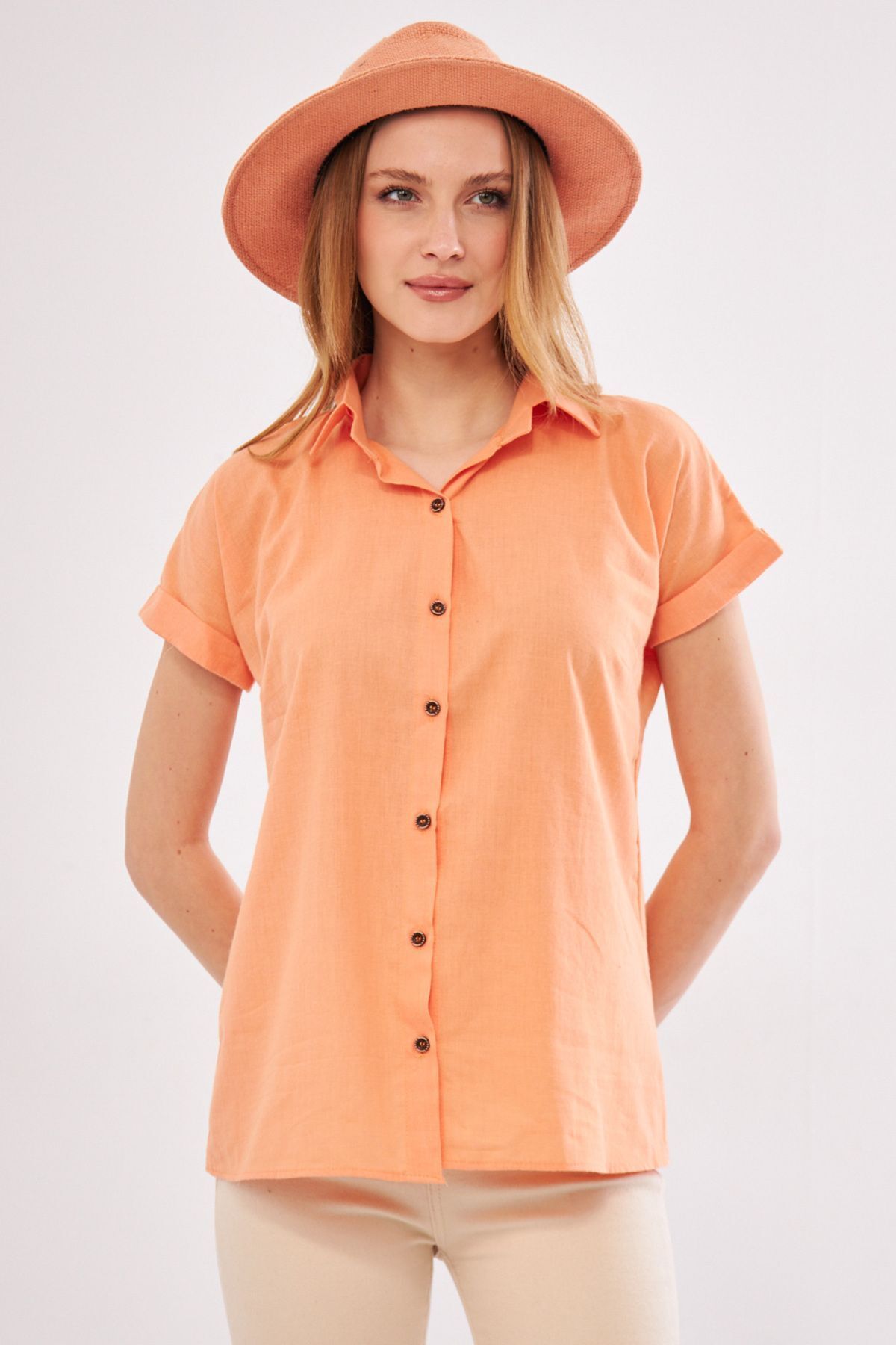 Woman Yavruağzı Short Sleeve Linen Shirt ARM-24Y001038