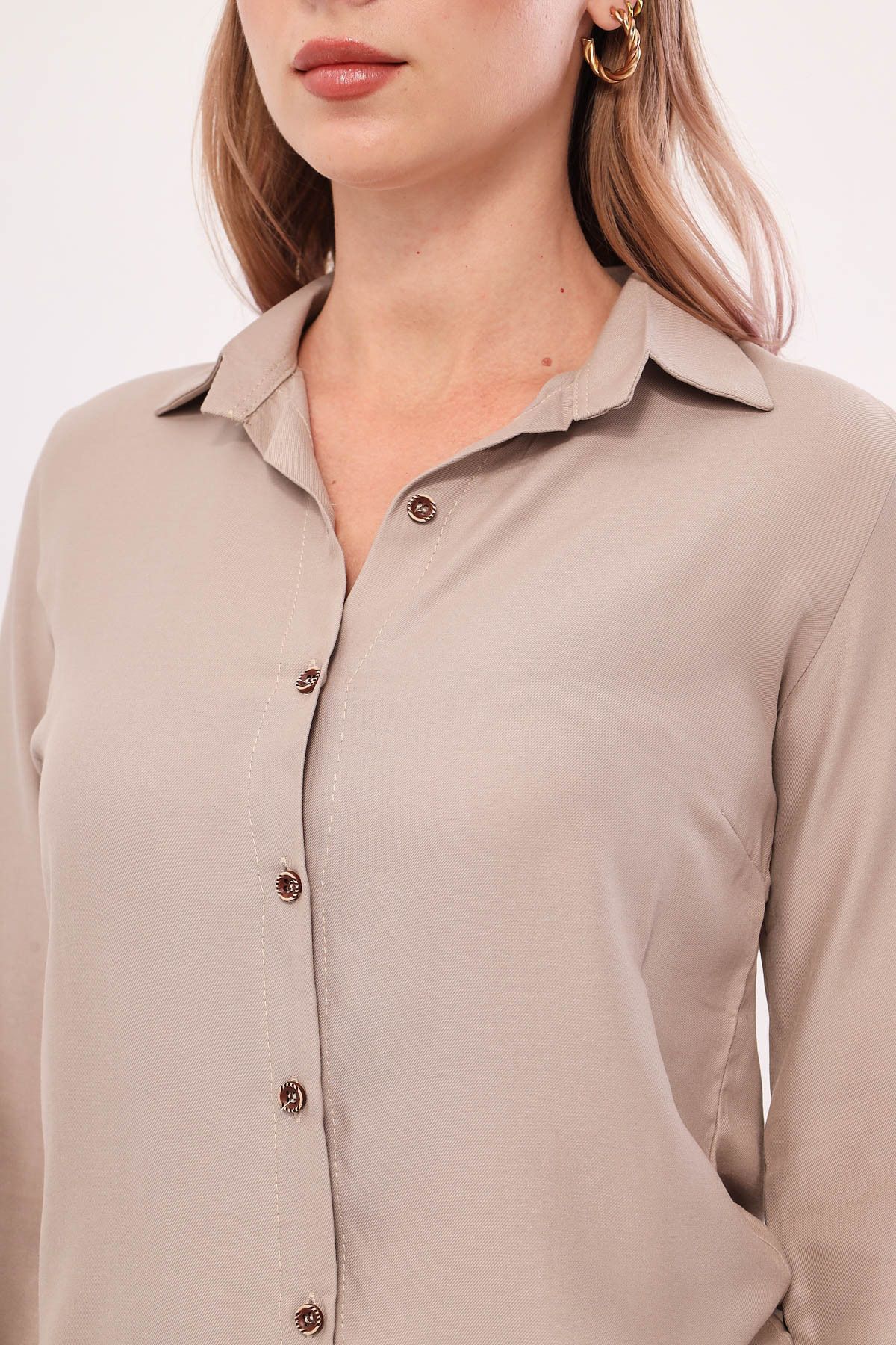 Female Beige Long Sleeve Flat Shirt ARM-18Y001176
