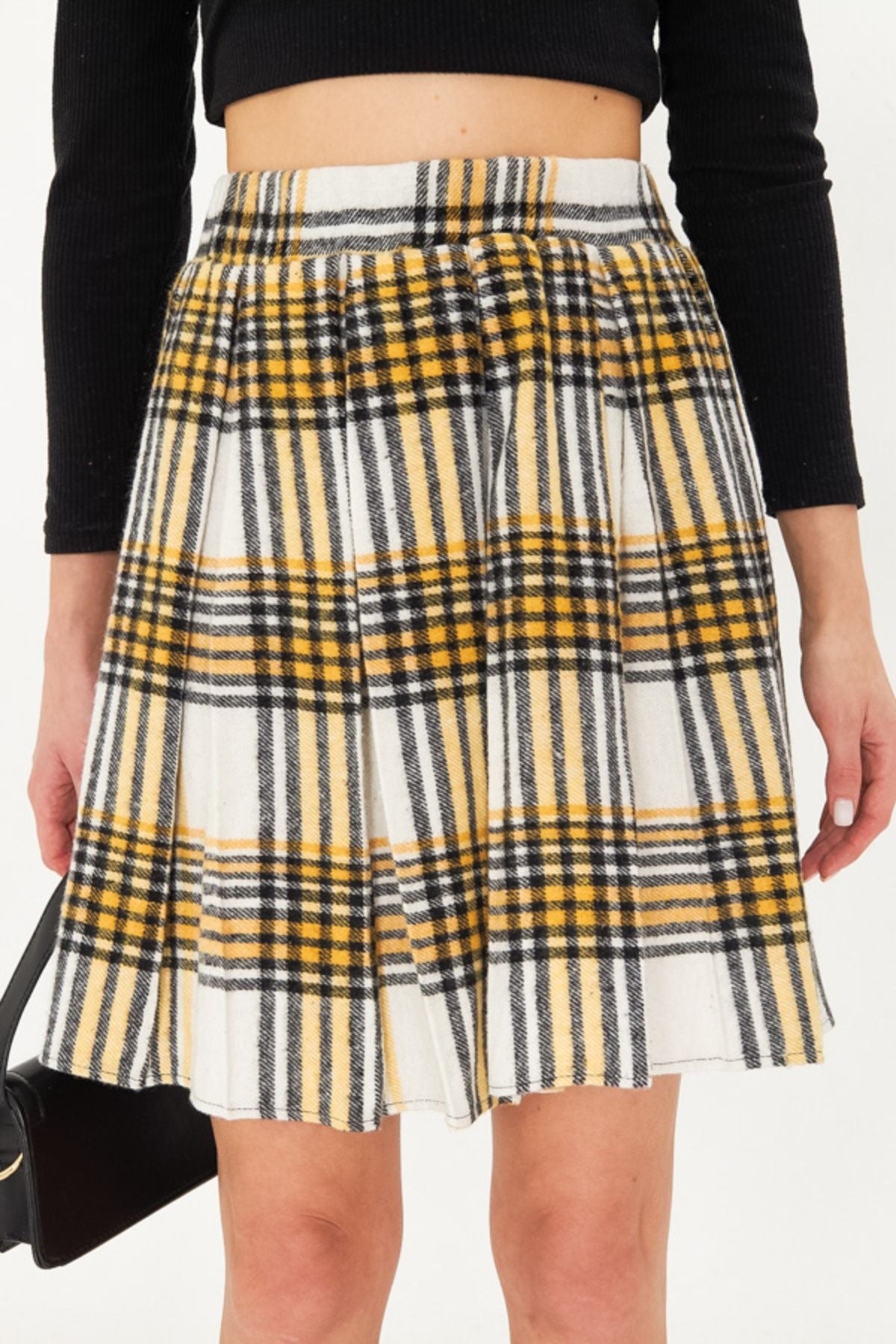 WOMEN DARK-YARARI ECOSE SHORT KLOŞ SKEP ARM-22K001014