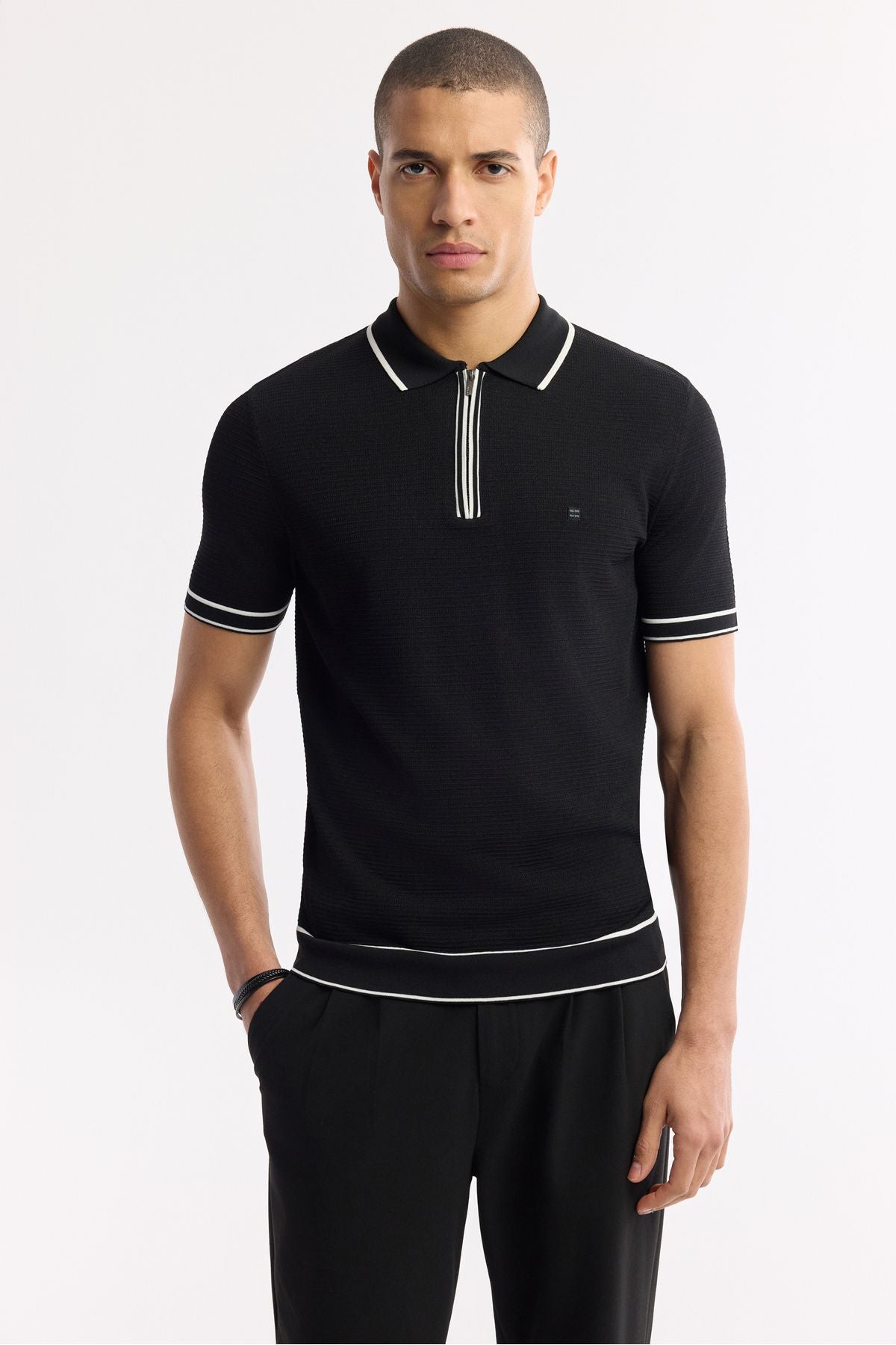Men's black zipper polo collar textured rayon knitwear T-shirt A51y5165