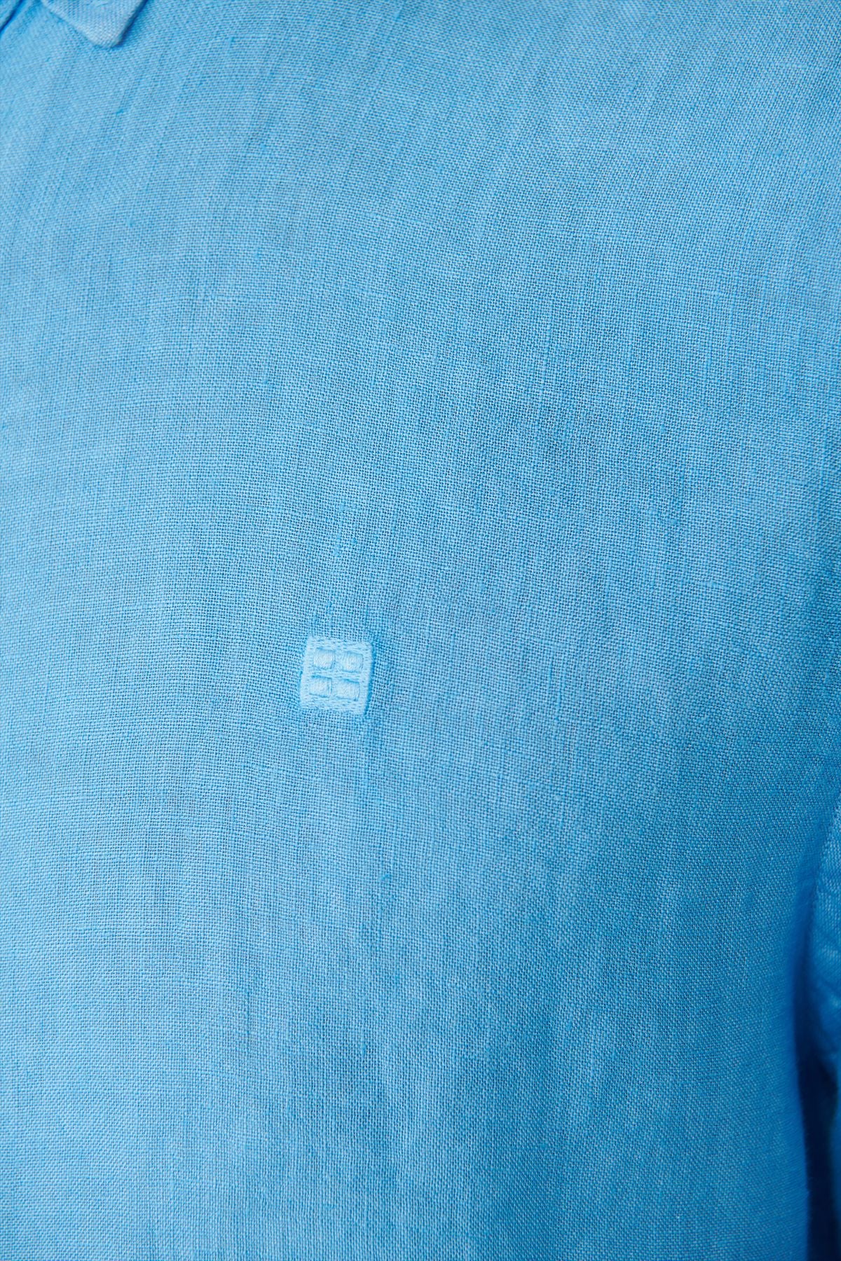 Men's blue 100 %linen buttoned collar shirt B002191