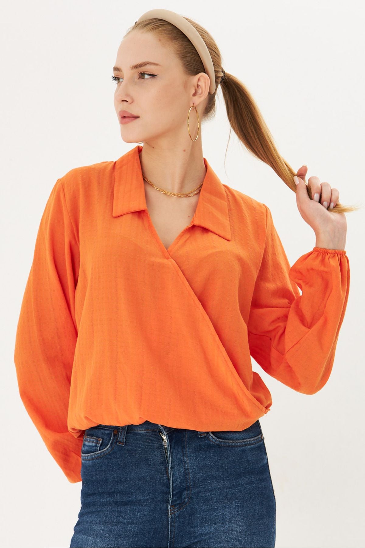 Women's Orange Band and Waist Rubble Cruve Blouse ARM-25K001041