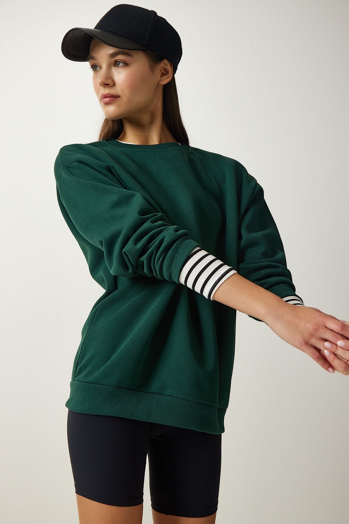 Female Emerald Green Basic Sweatshirt OW00001