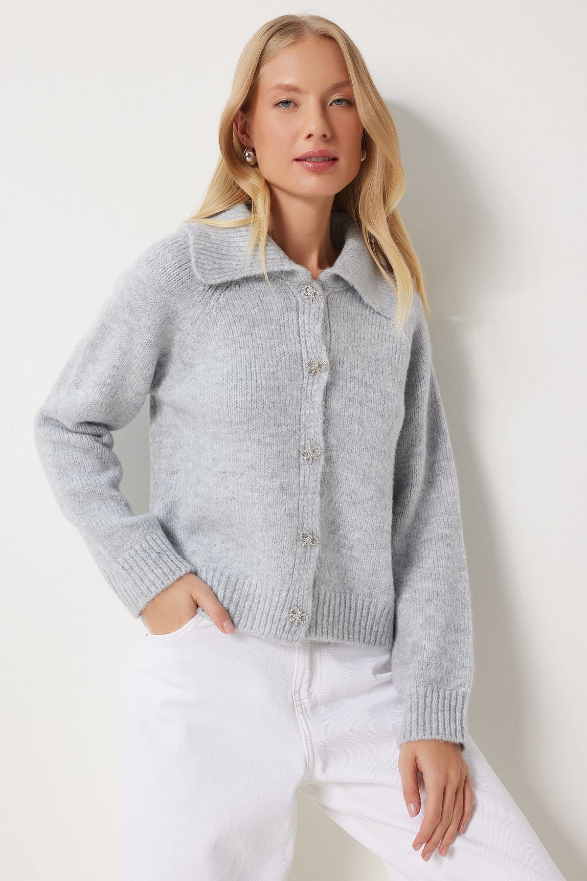 Women's Gray Stylish Bow Stone Button Polo Yaka Cardigan PF00094