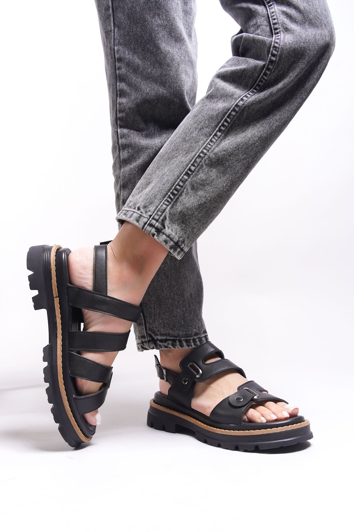 Lefenaes Woman Sandals 0012755 Black