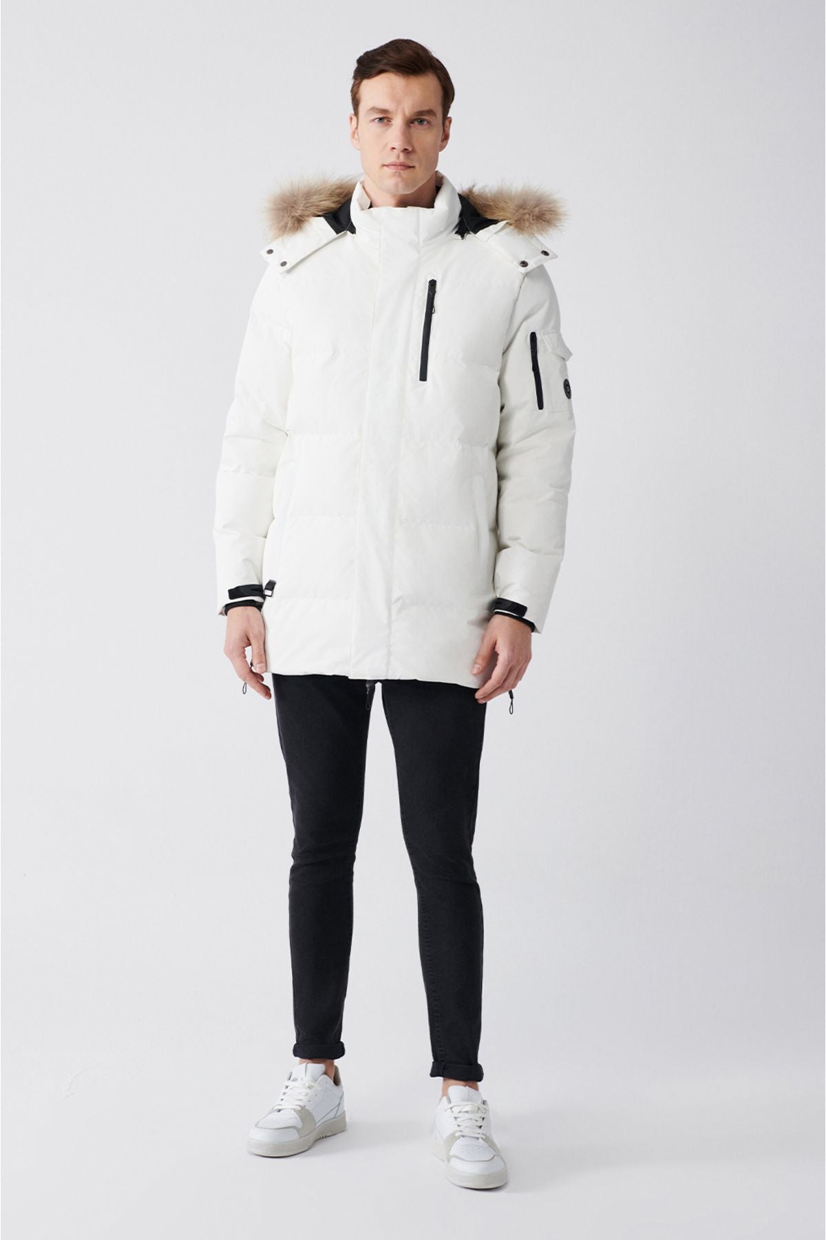 Men's white fur hooded thermal water repulsion goose feather swelling coat A22y6099