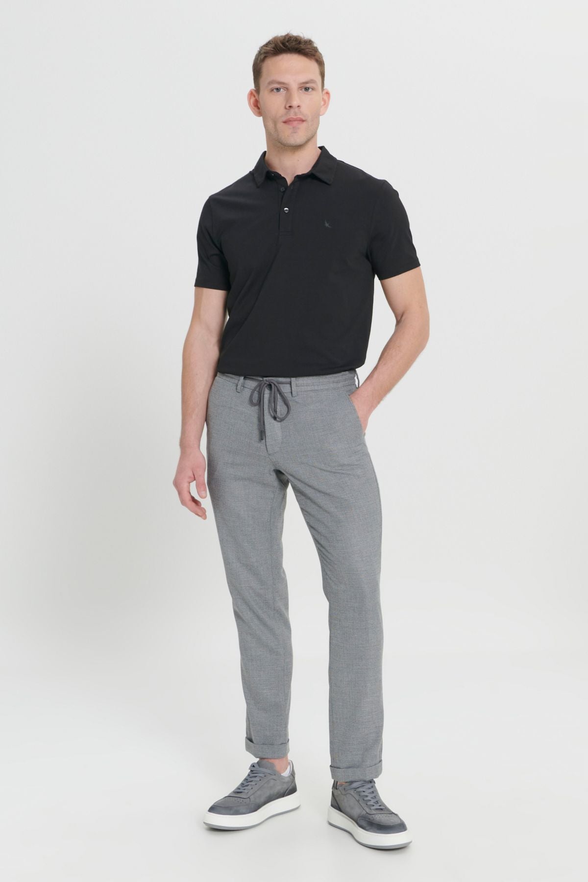 Men's black 100 %cotton slim fit narrow cut polo collar t -shirt