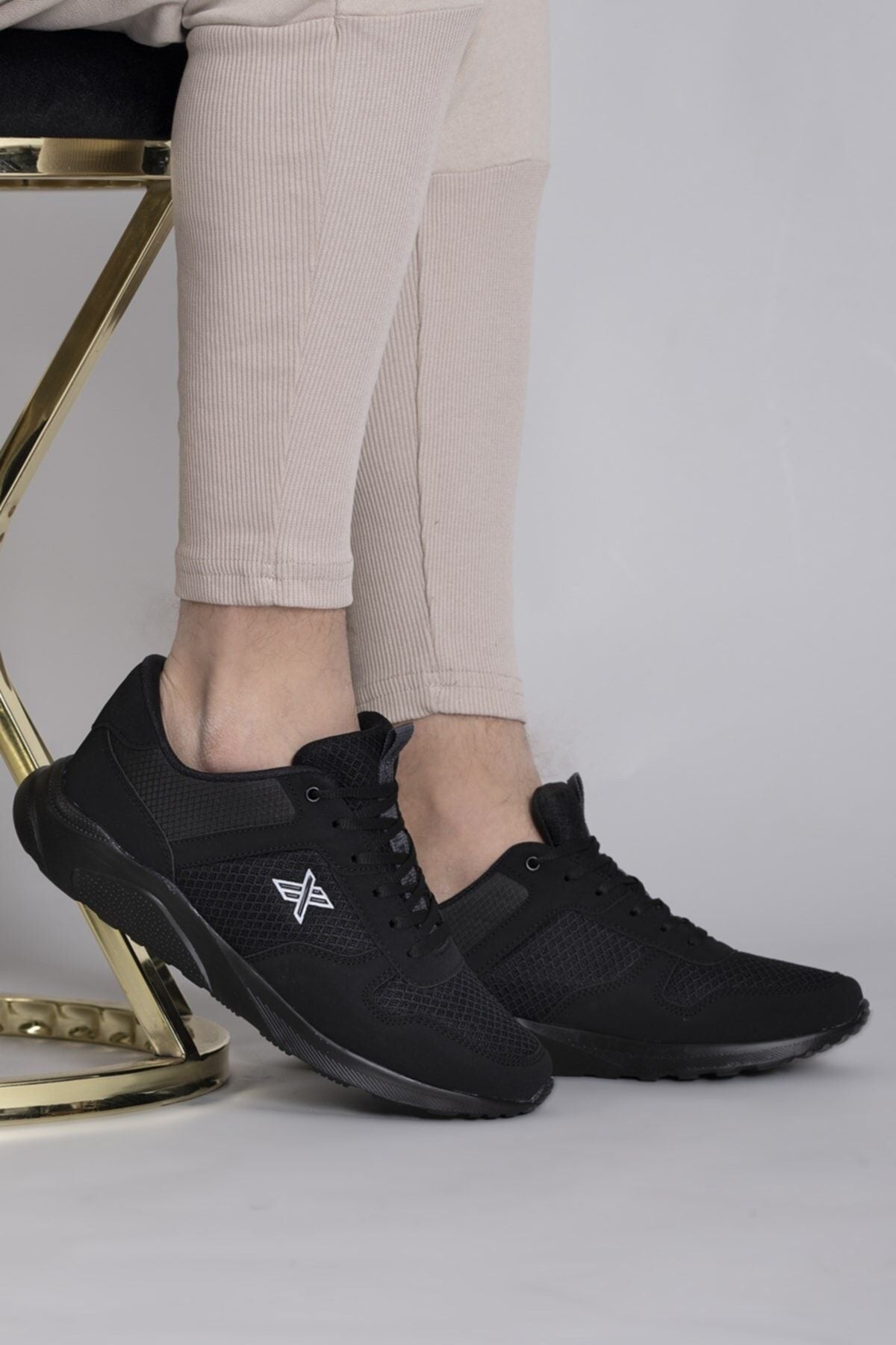 Super light black smoked unisex sneaker 00124039