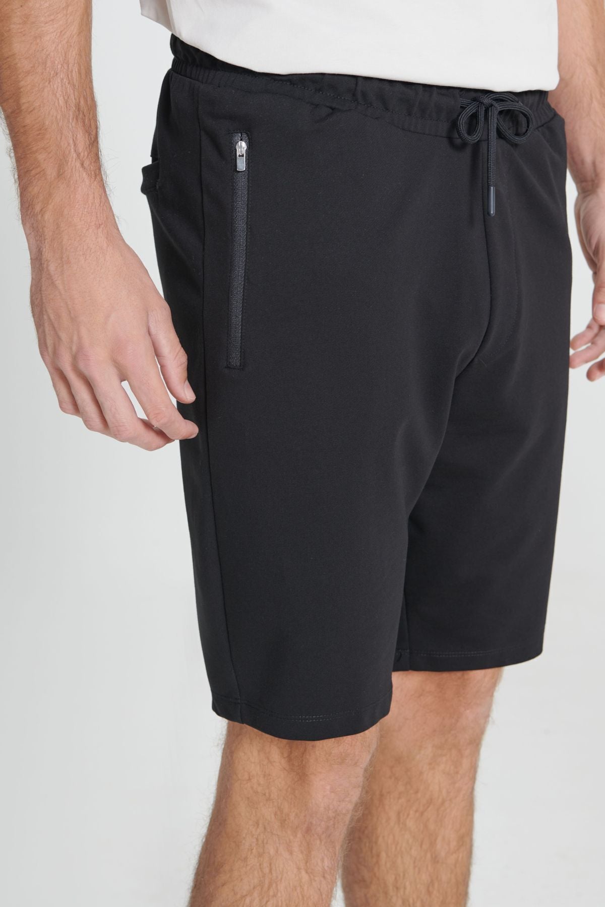 Standard Fit Normal Cutting Cotton Pocket Flexible Knitting Shorts