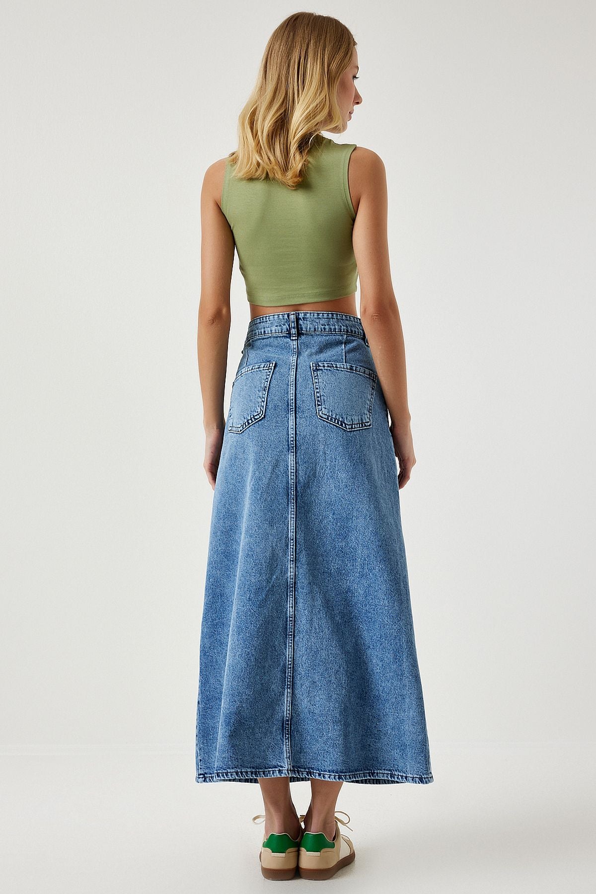 Woman Long Denim skirt with light blue slit RV00163