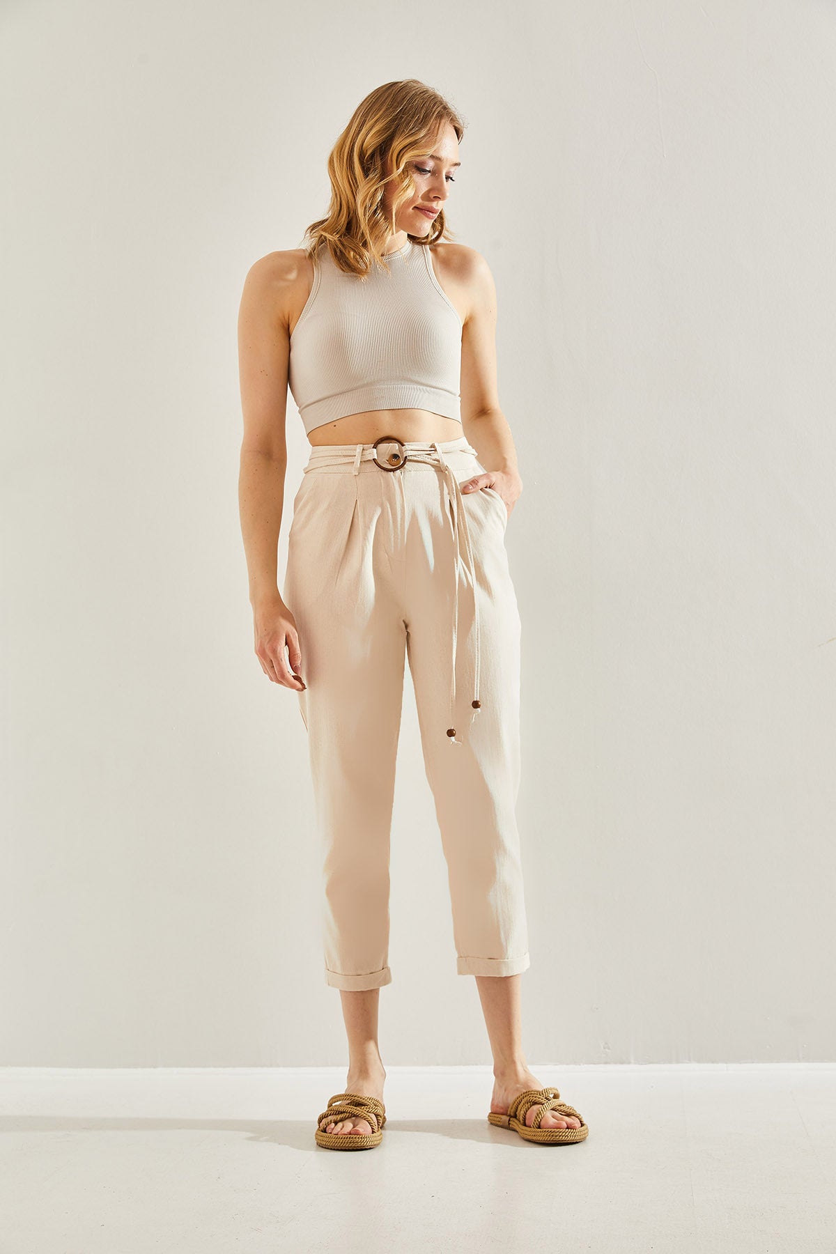 Women's Belted Linen Trousers 60221009