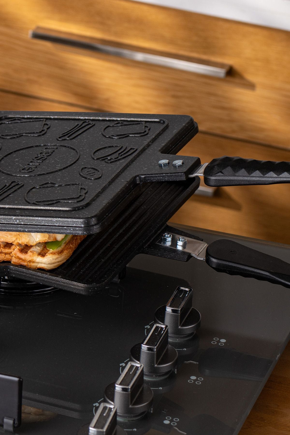 New toast Grill