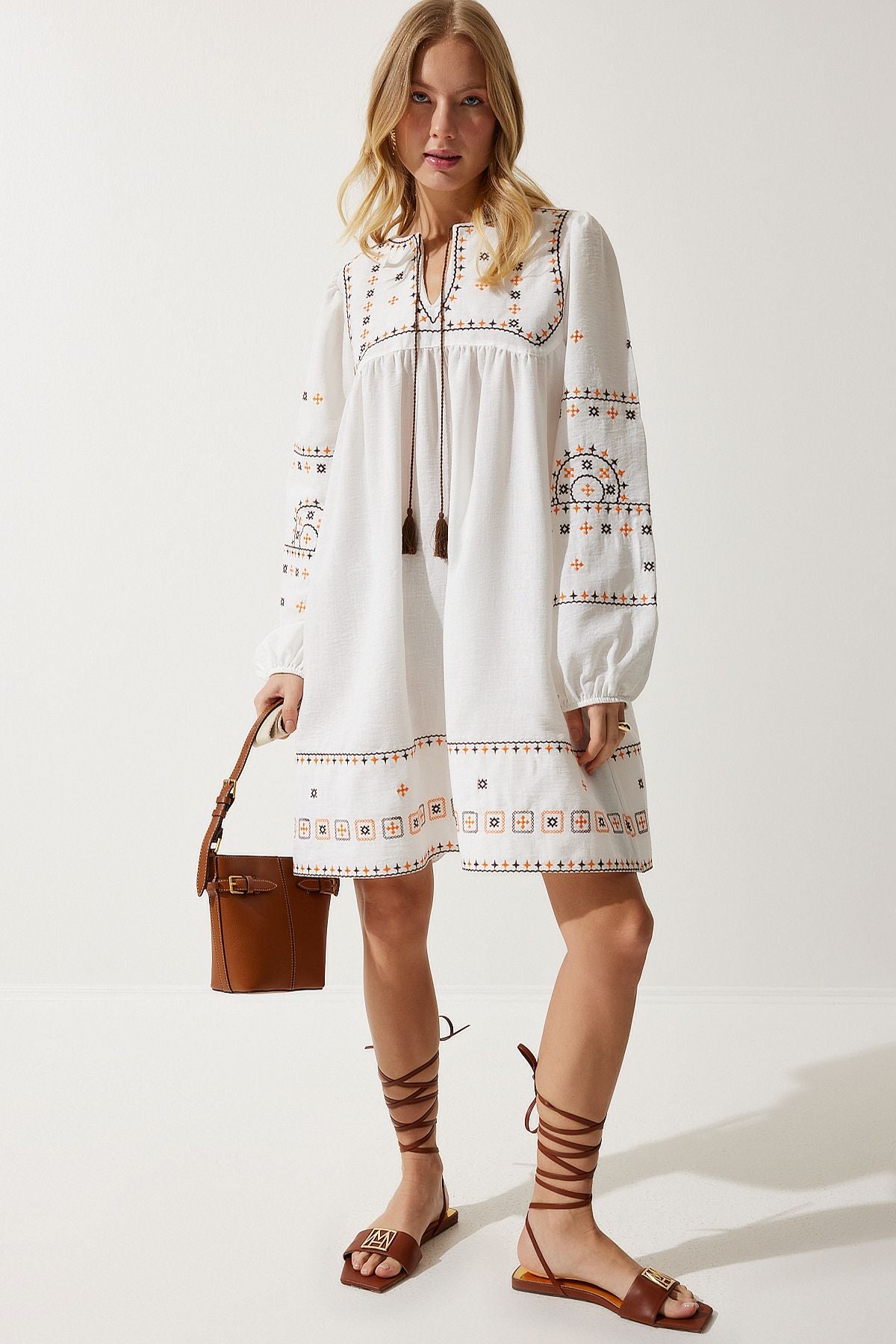 Woman Ecru Embroidery Woven Linen Dress RG00007