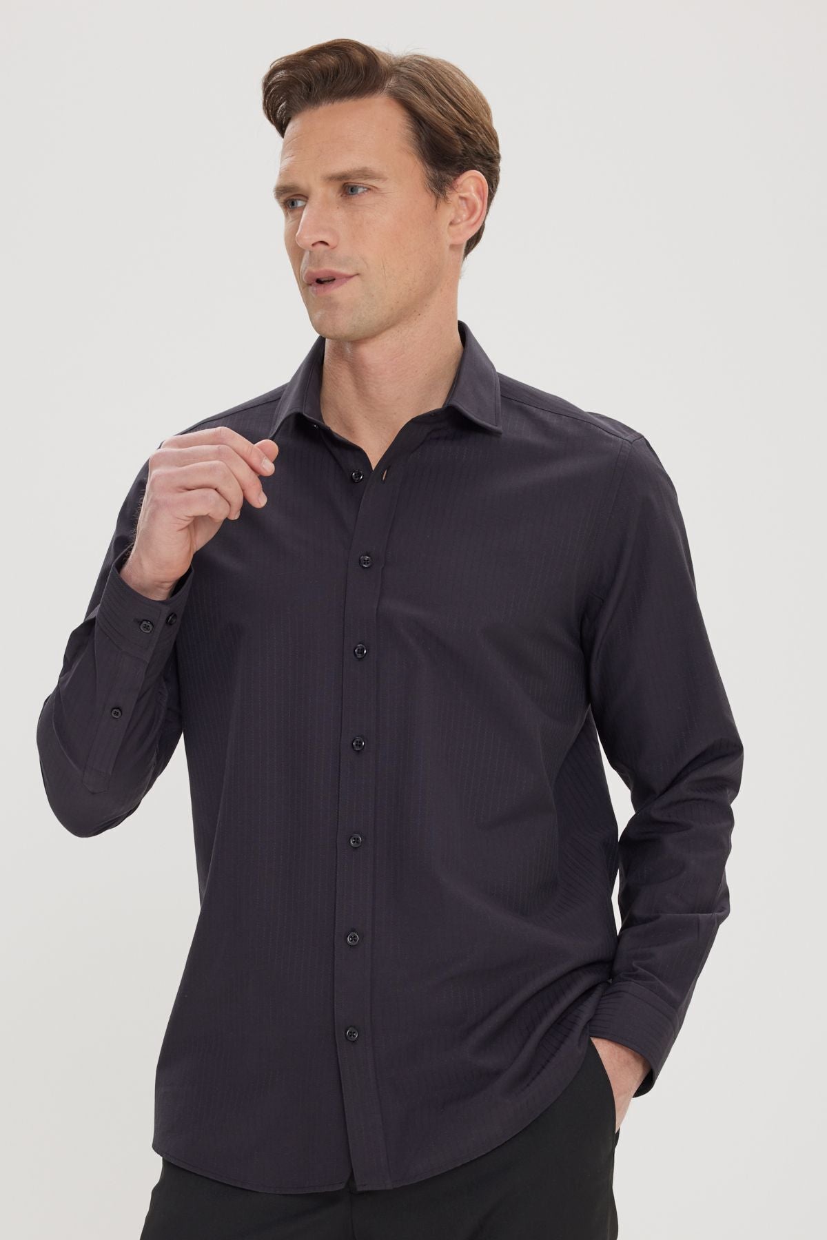 Men's black slim fit narrow cut buttoned collar linen looking 100 %cotton pennant shirt