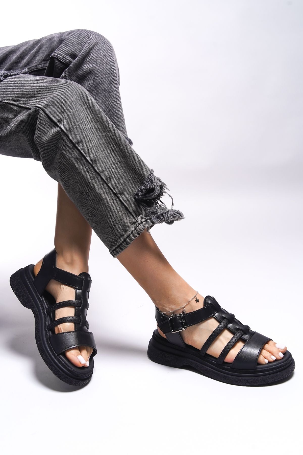 Kunzirn Woman Sandals 0012203 Black Skin