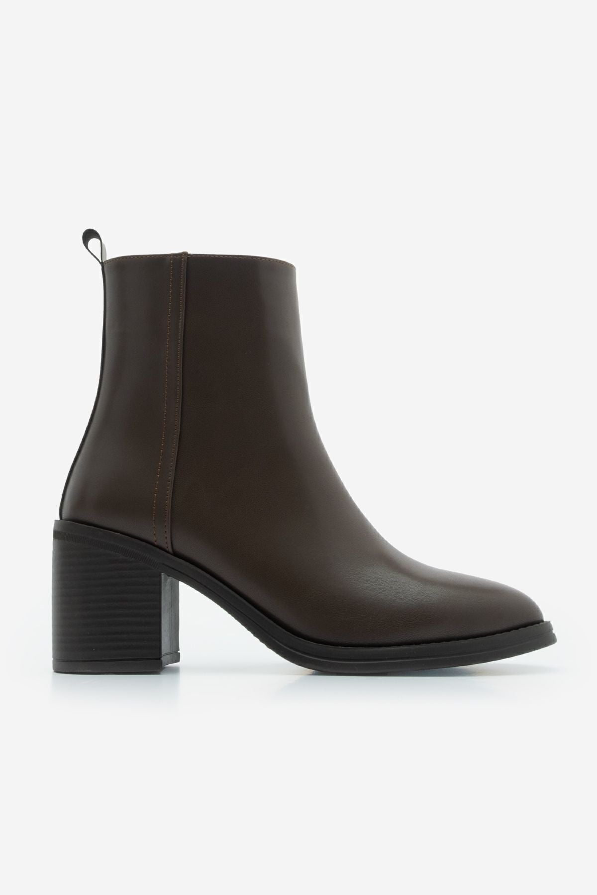 Woman heeled boot