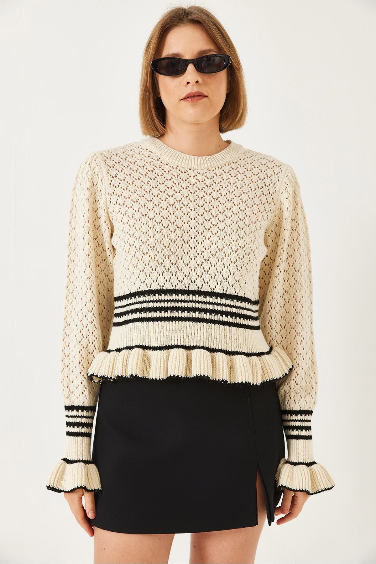 Woman frilly knitwear sweater 20246872