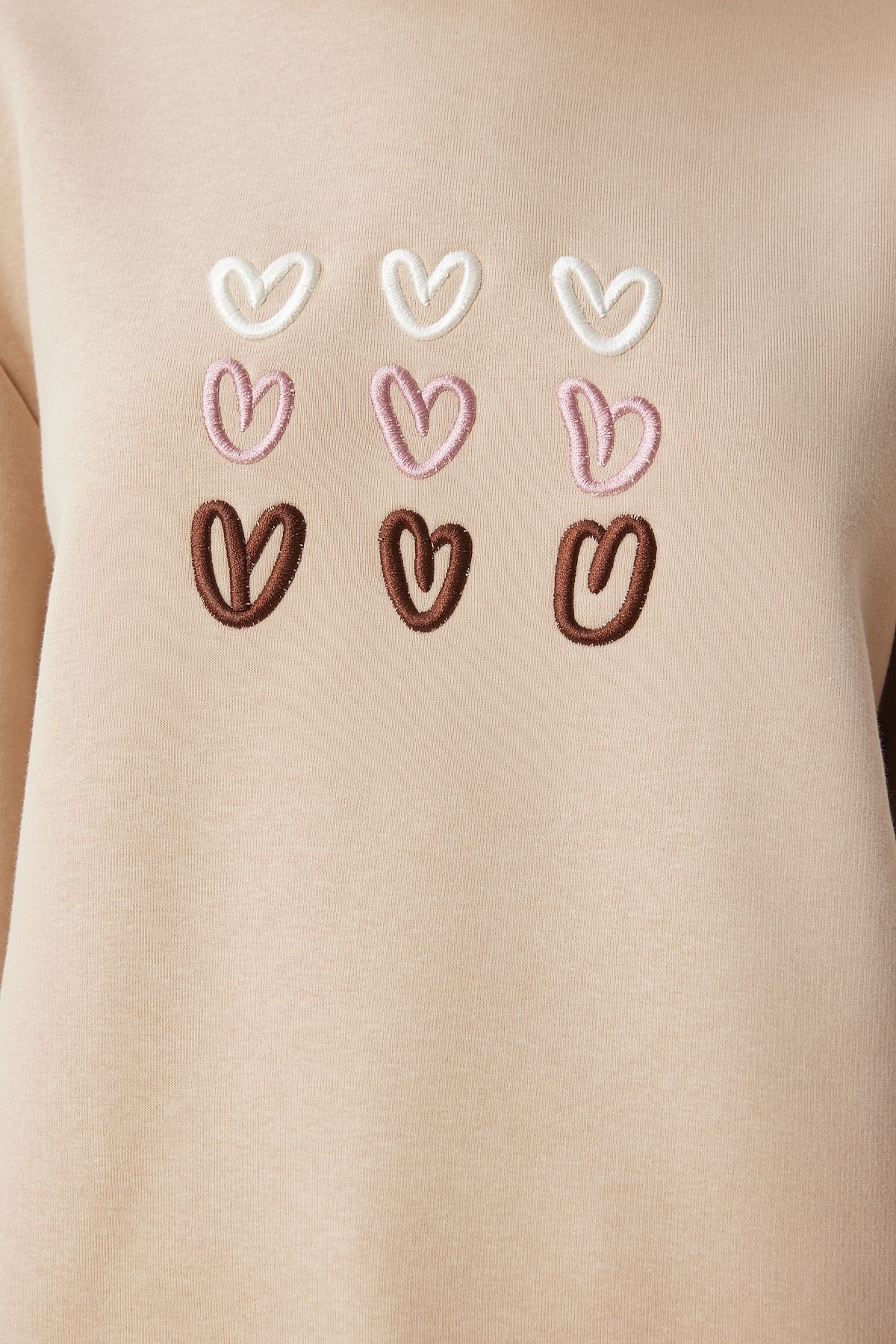 Women's Cream Heart Embroidery Sweatshirt OW00004